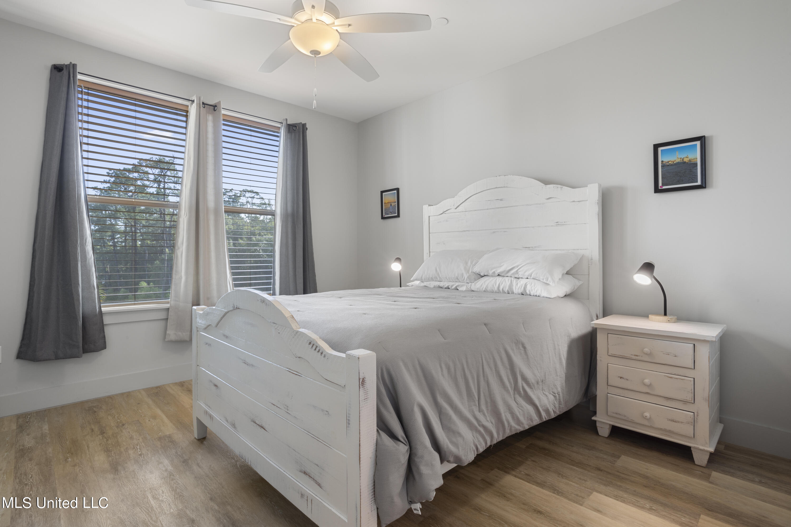2501 Bienville Boulevard, 321