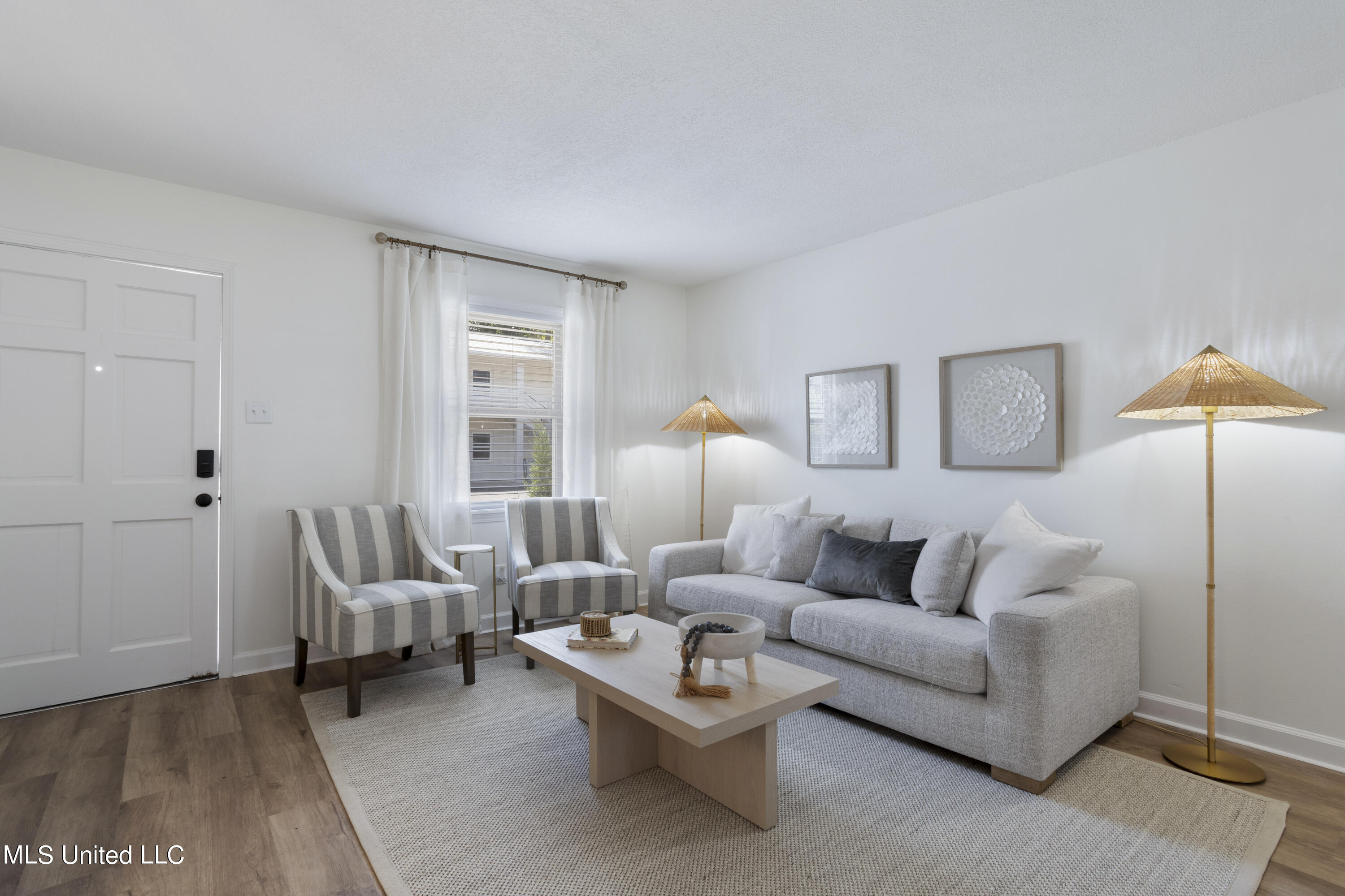 114 Ethel Circle, 33