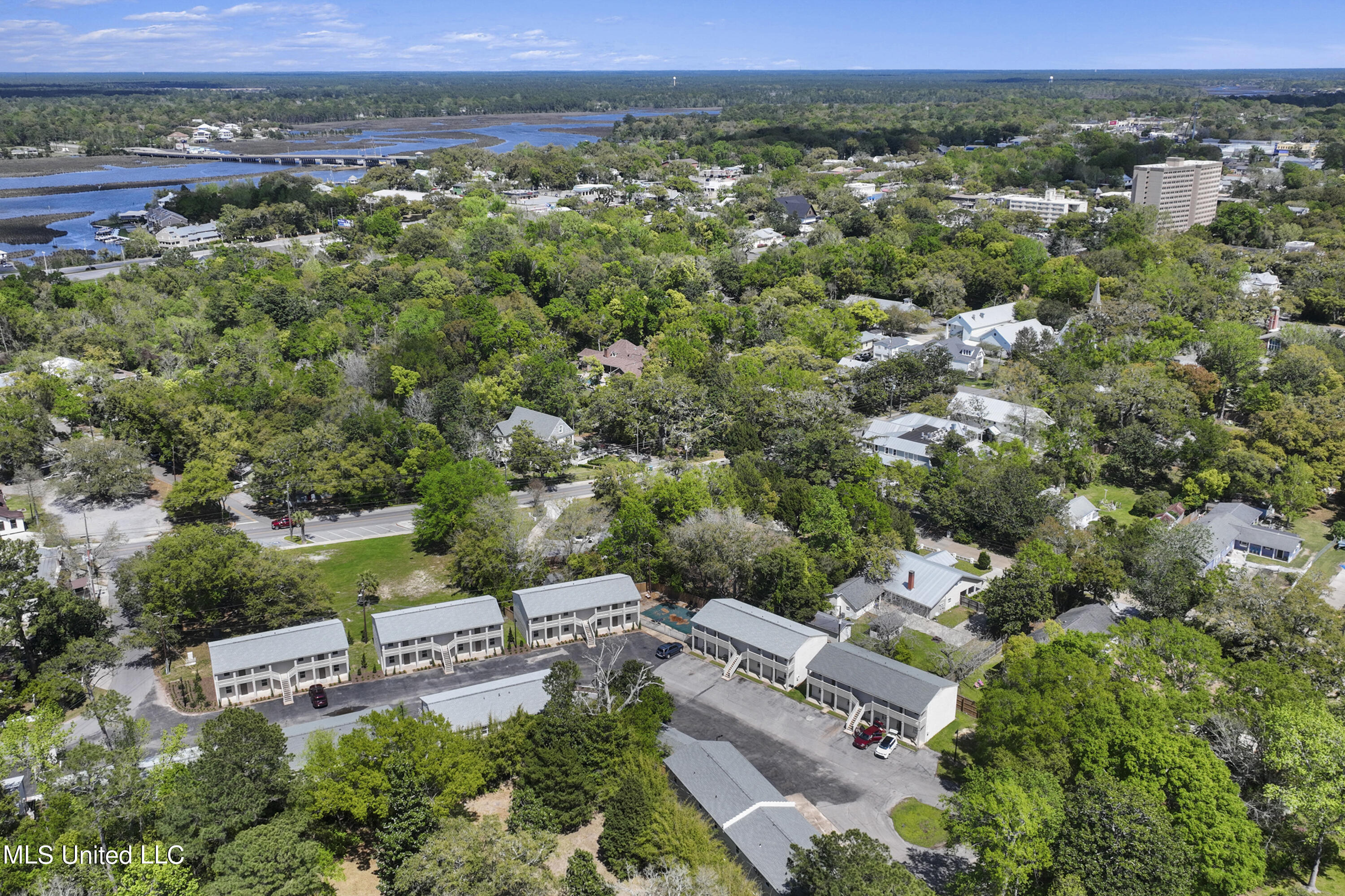 114 Ethel Circle, 19