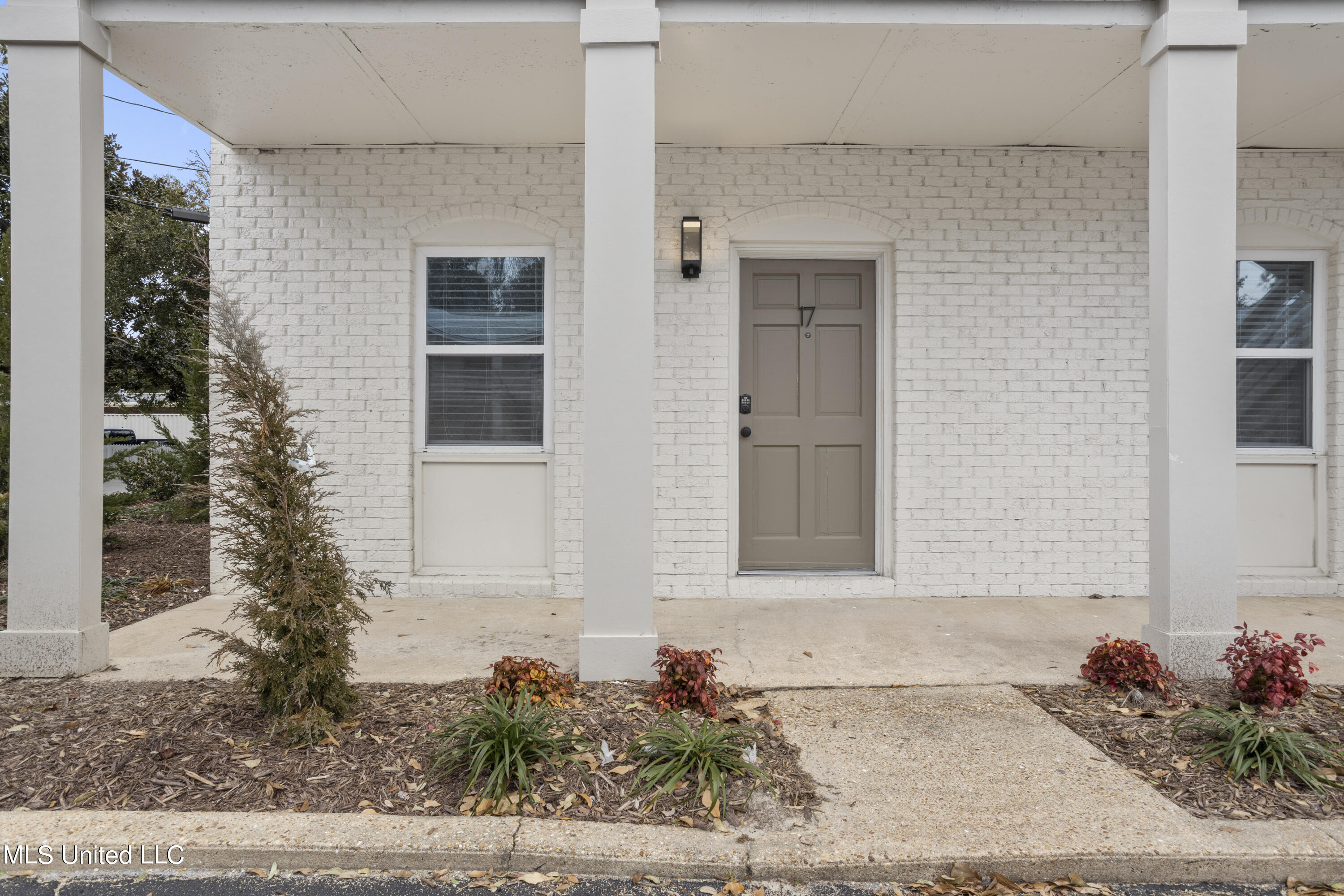 114 Ethel Circle, 19