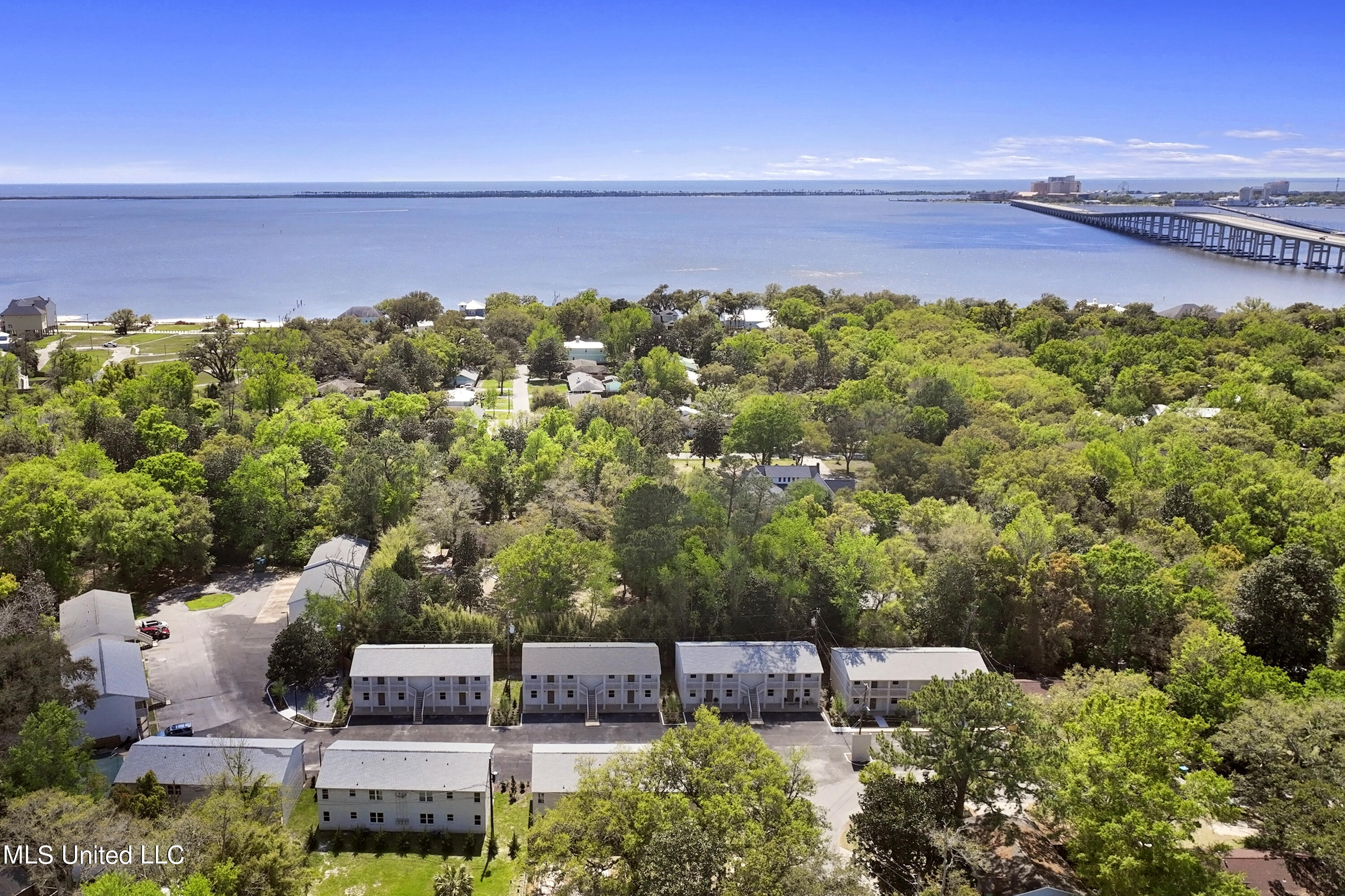 114 Ethel Circle, 32