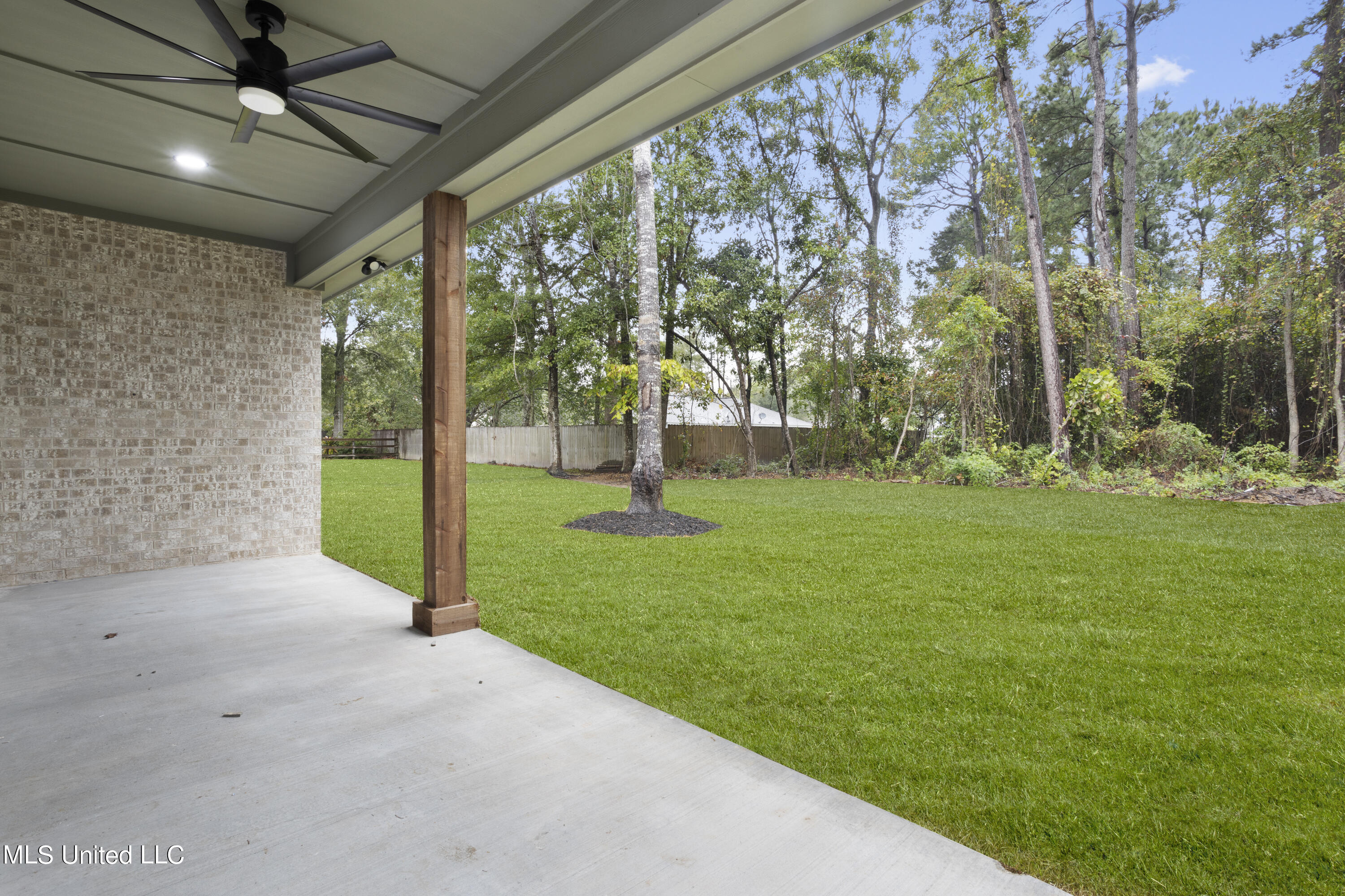 9014 Old Walnut Road