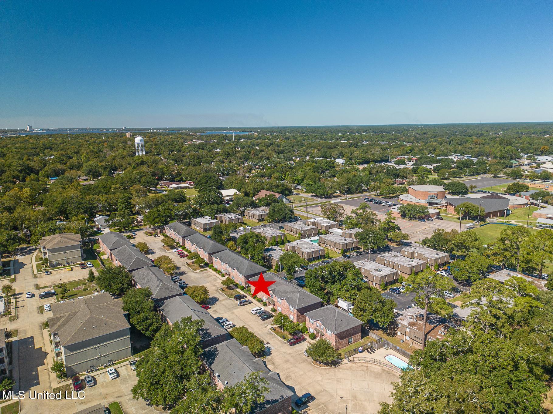 117 Armand Oaks, 117