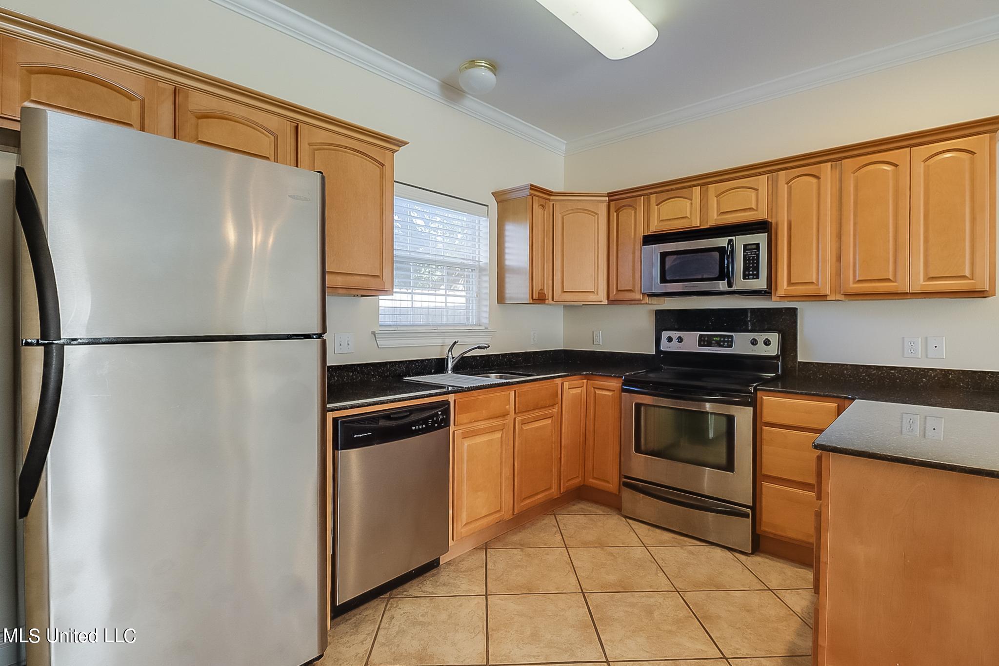 117 Armand Oaks, 117