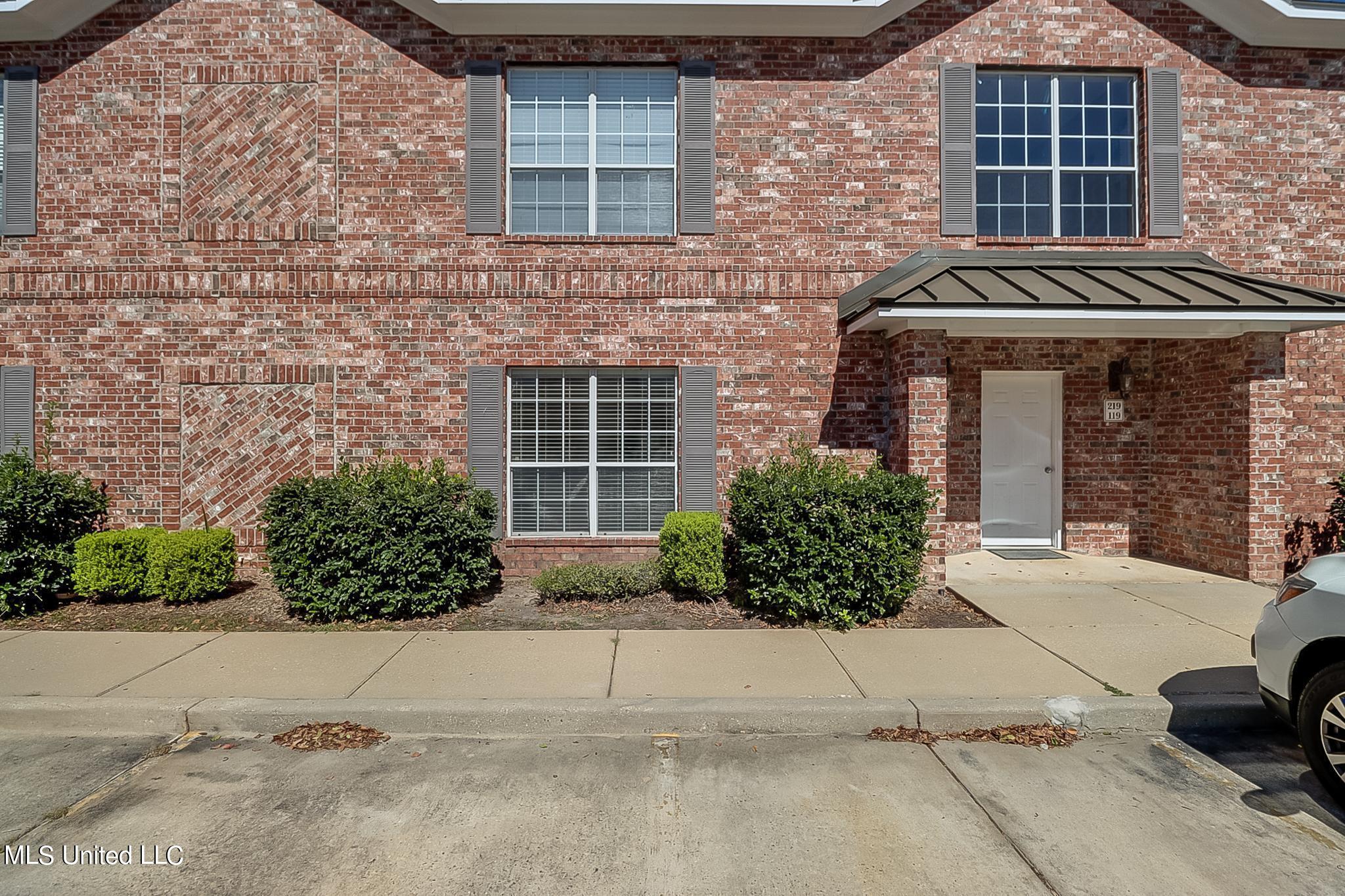 117 Armand Oaks, 117