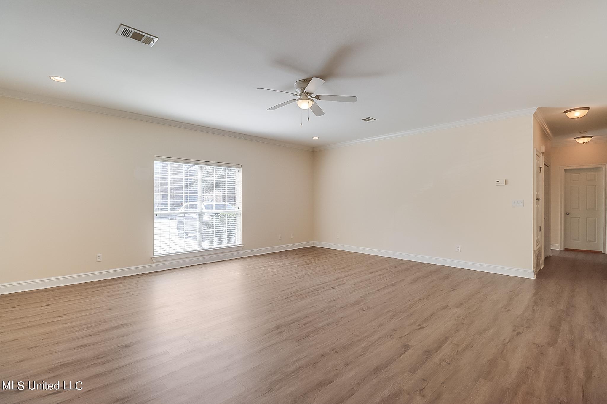 117 Armand Oaks, 117