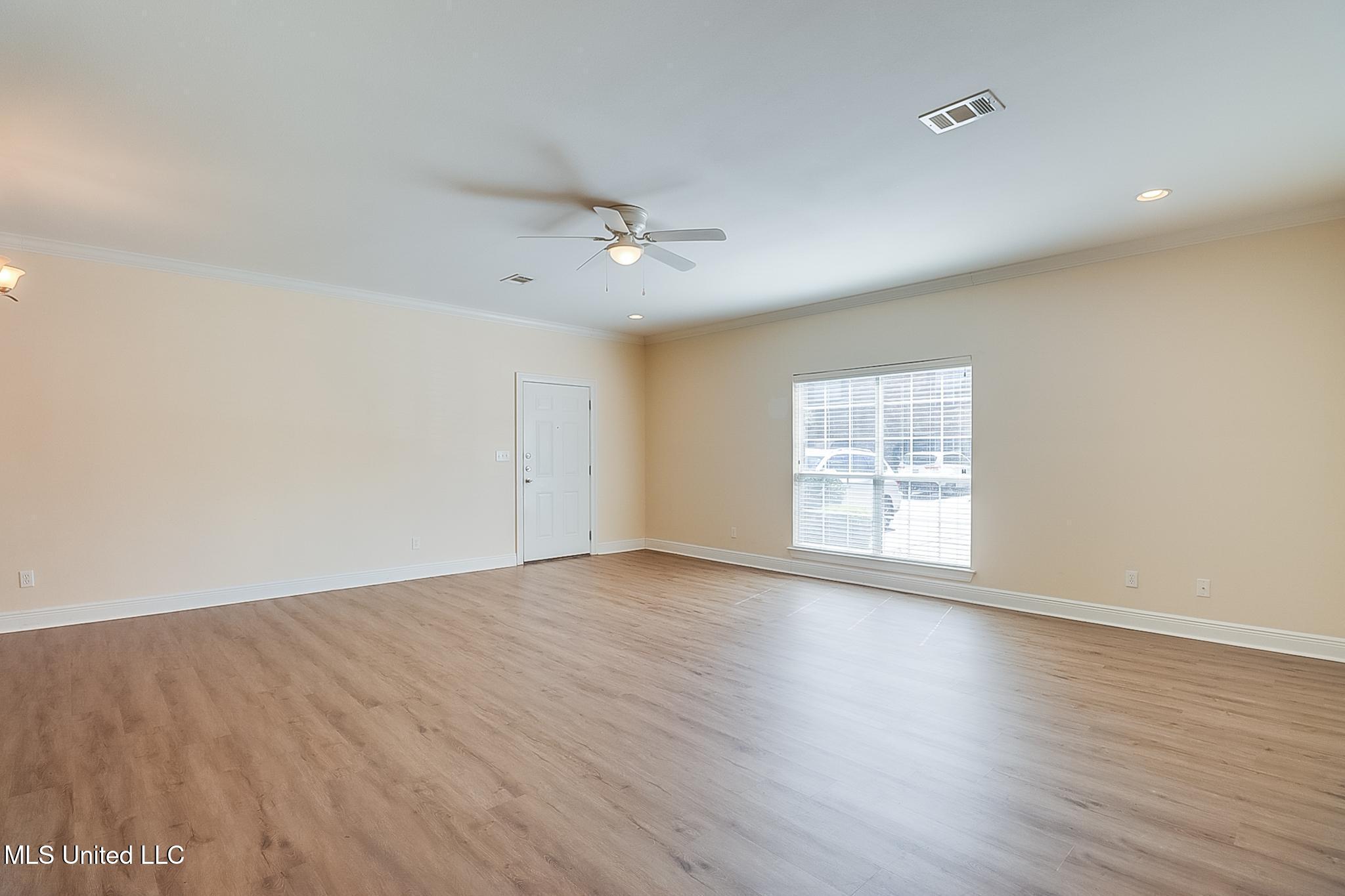 117 Armand Oaks, 117