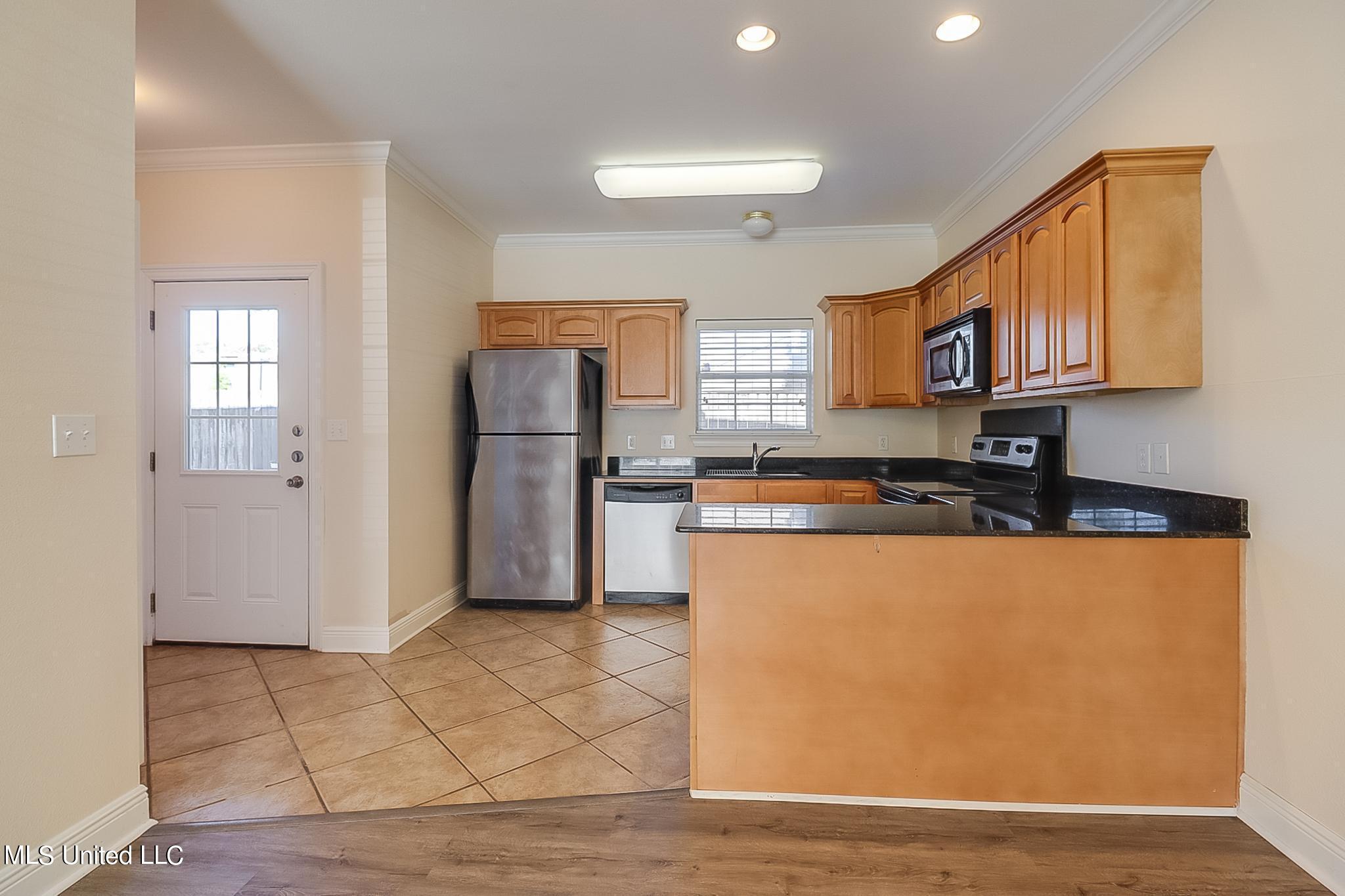 117 Armand Oaks, 117