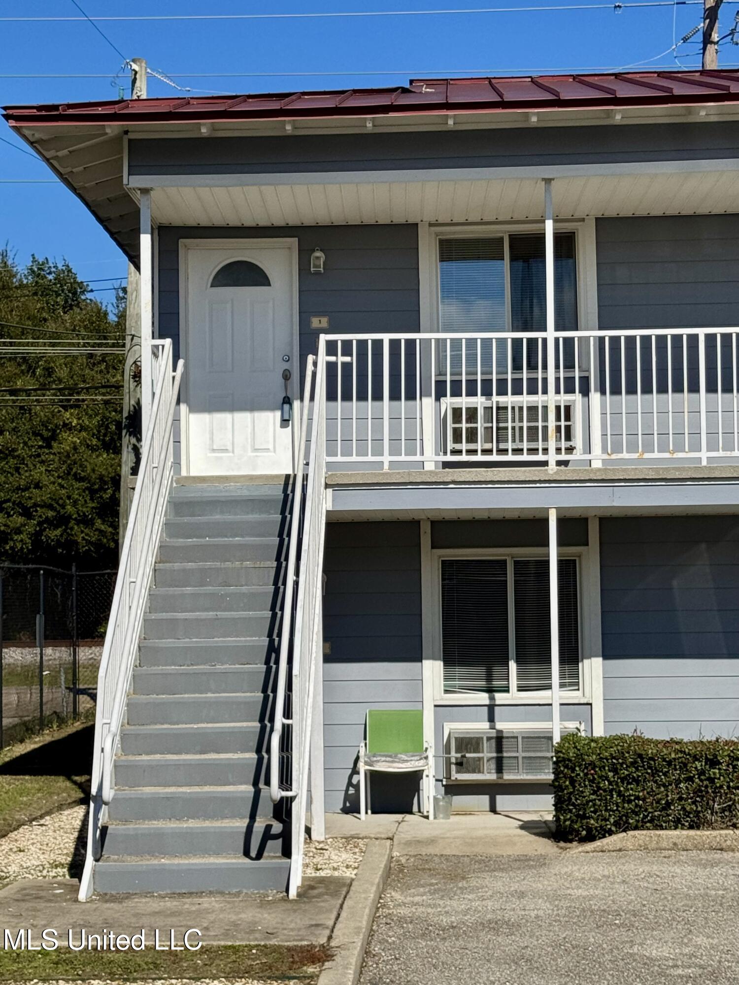 1664 Beach #01 Boulevard, 1