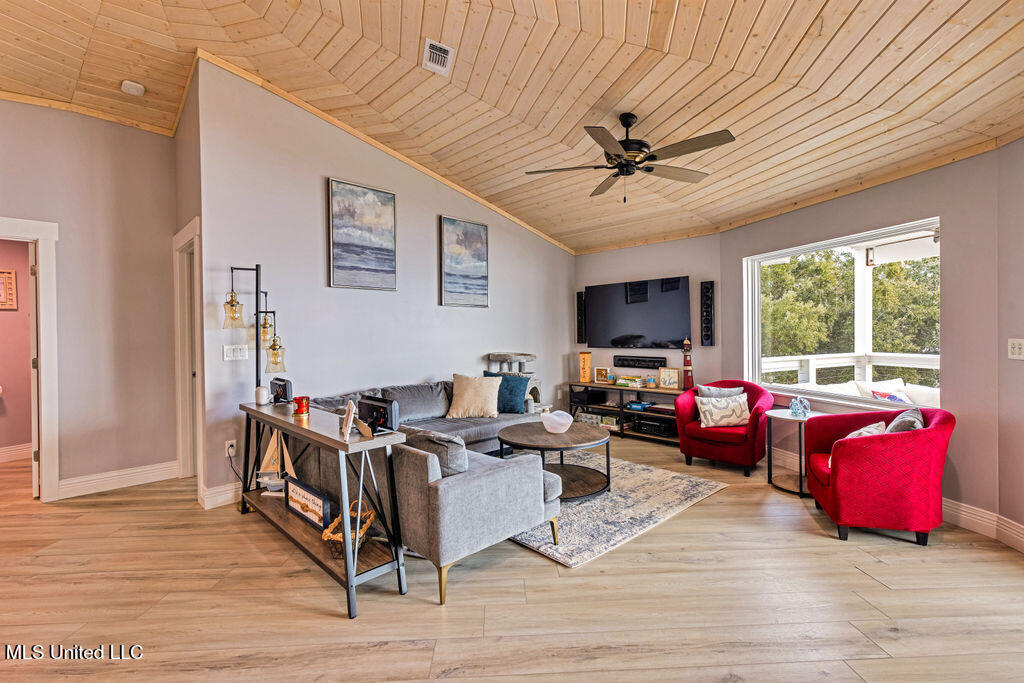 5333 E Belle Fontaine Road