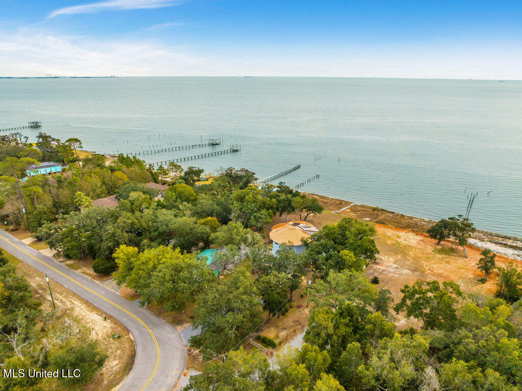 5333 E Belle Fontaine Road