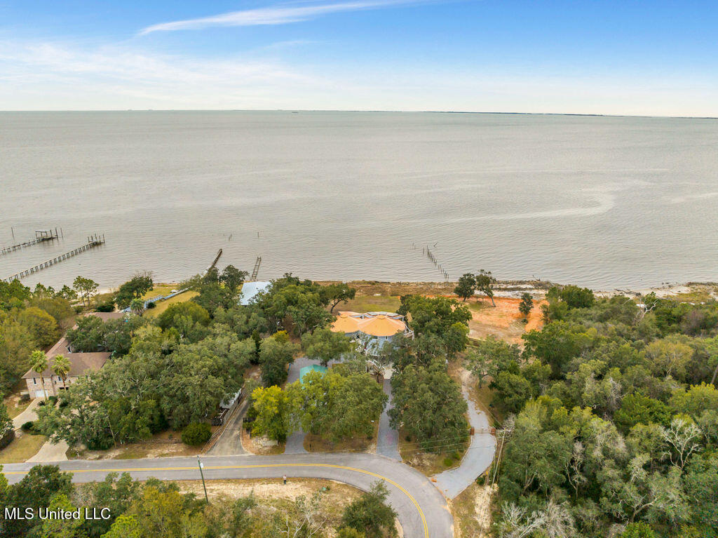 5333 E Belle Fontaine Road