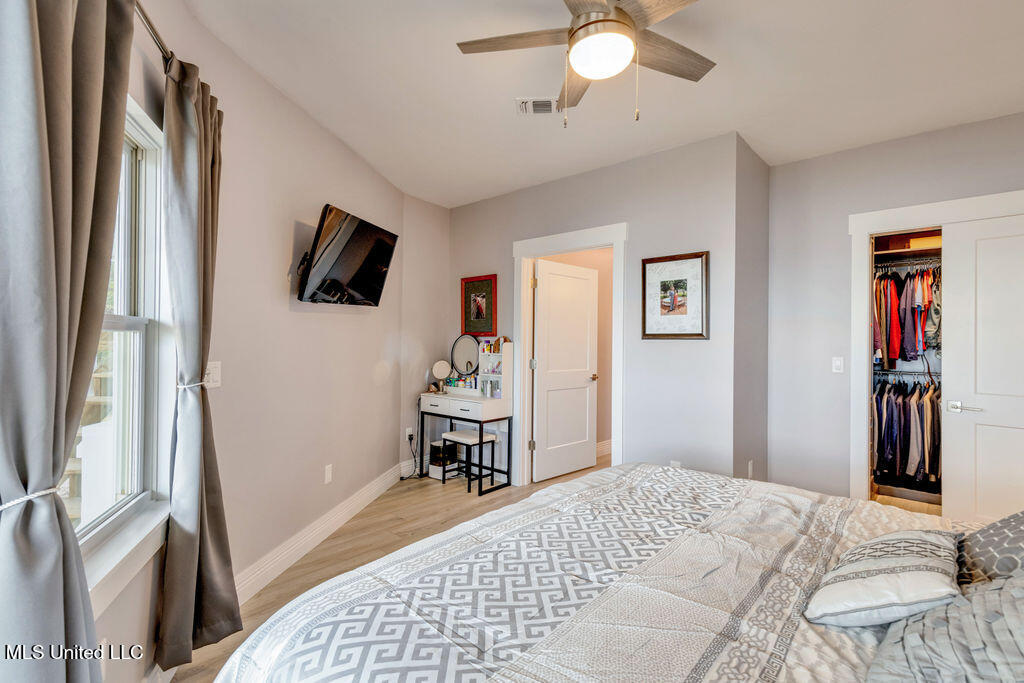 5333 E Belle Fontaine Road