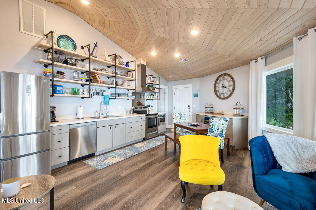 5333 E Belle Fontaine Road