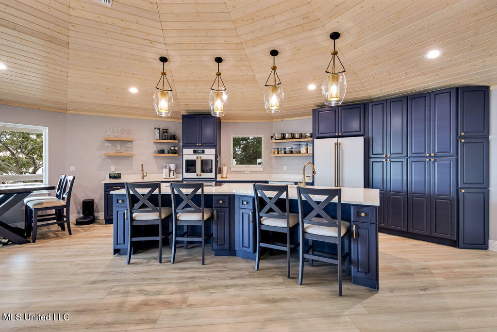 5333 E Belle Fontaine Road