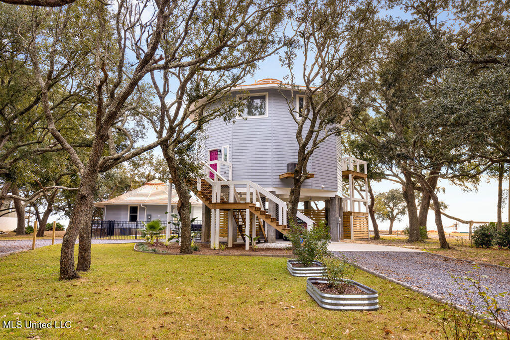 5333 E Belle Fontaine Road