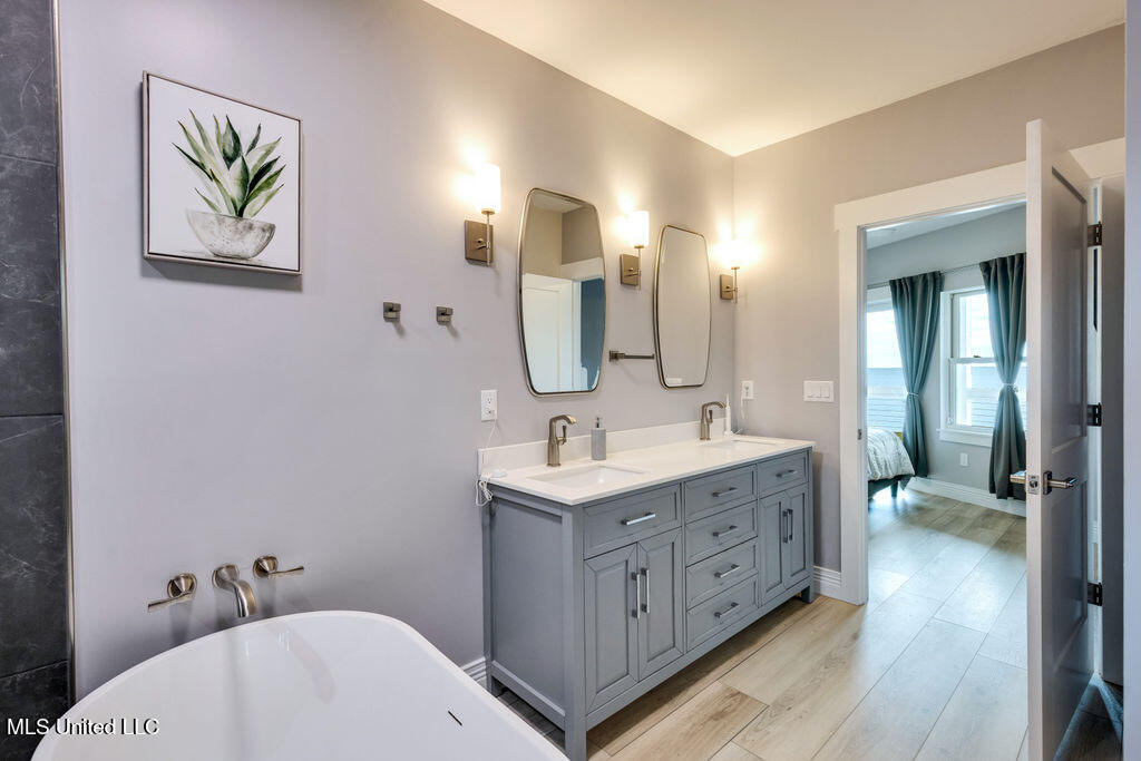 5333 E Belle Fontaine Road