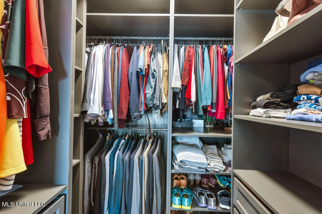 5333 E Belle Fontaine Road