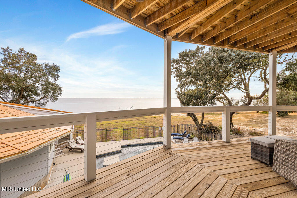 5333 E Belle Fontaine Road