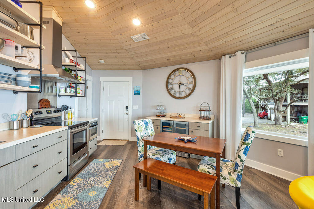 5333 E Belle Fontaine Road