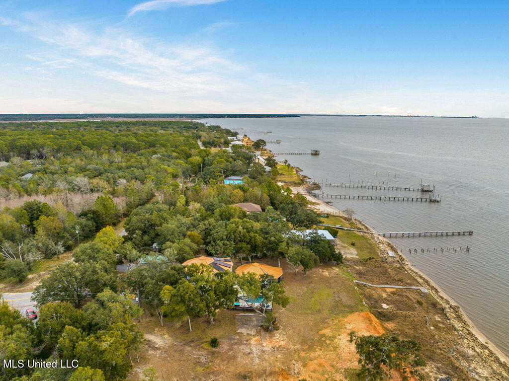 5333 E Belle Fontaine Road