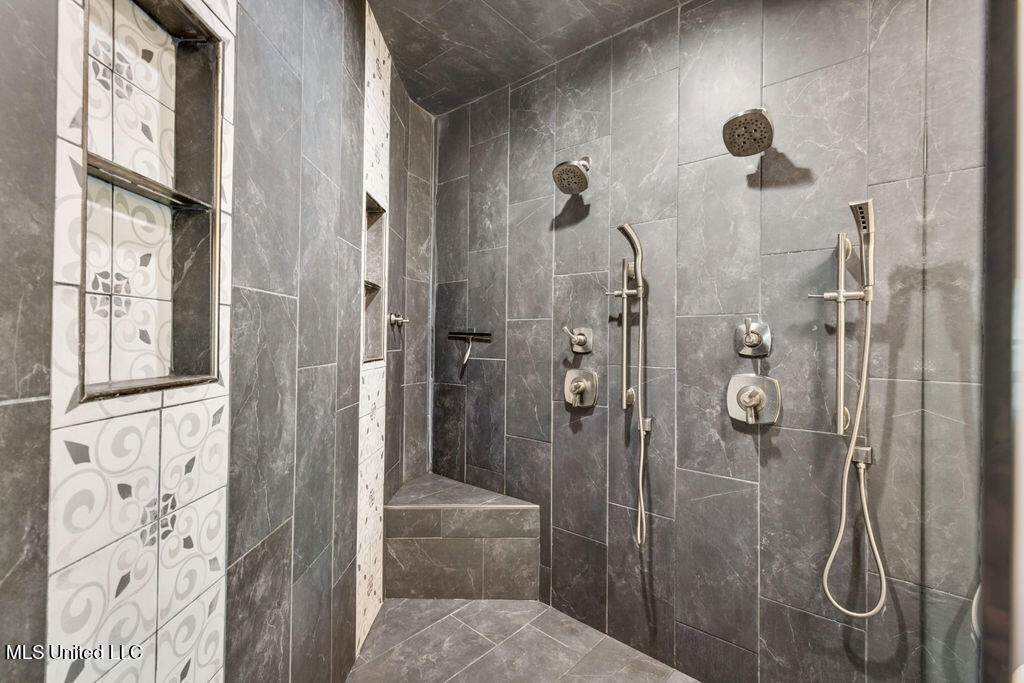 5333 E Belle Fontaine Road