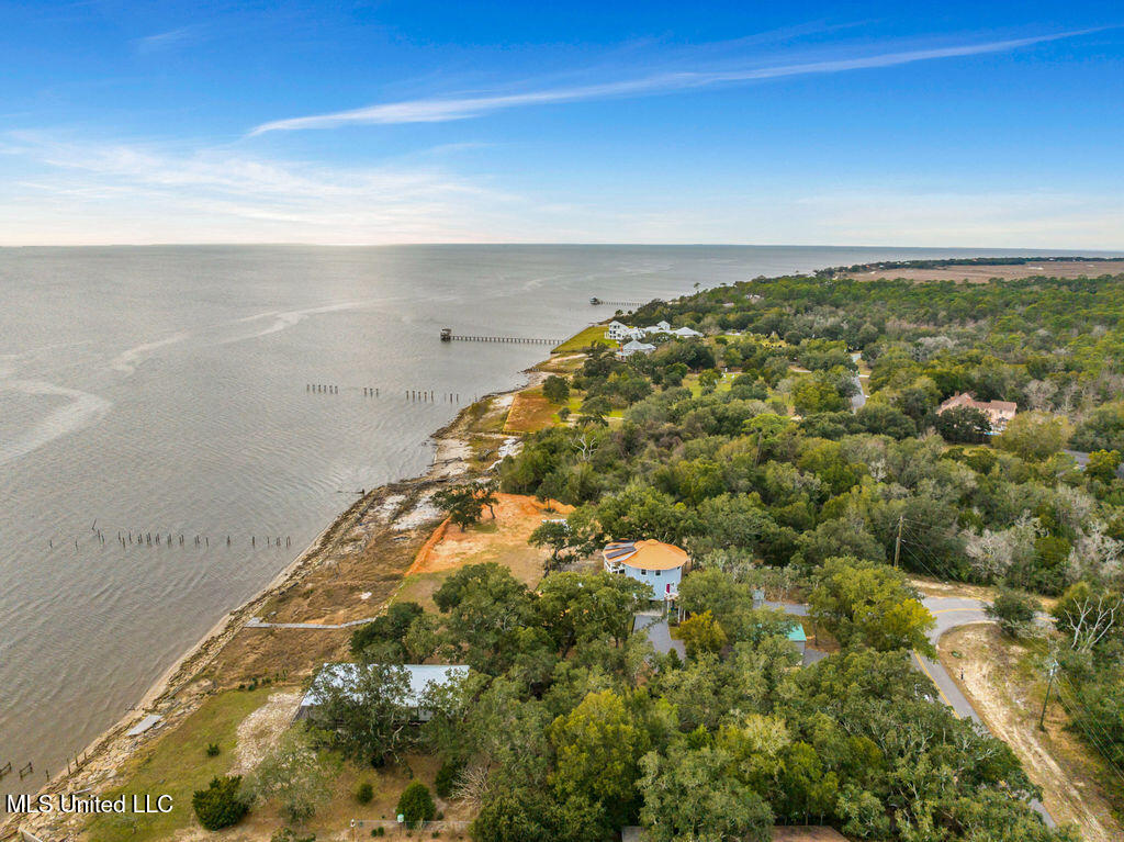 5333 E Belle Fontaine Road