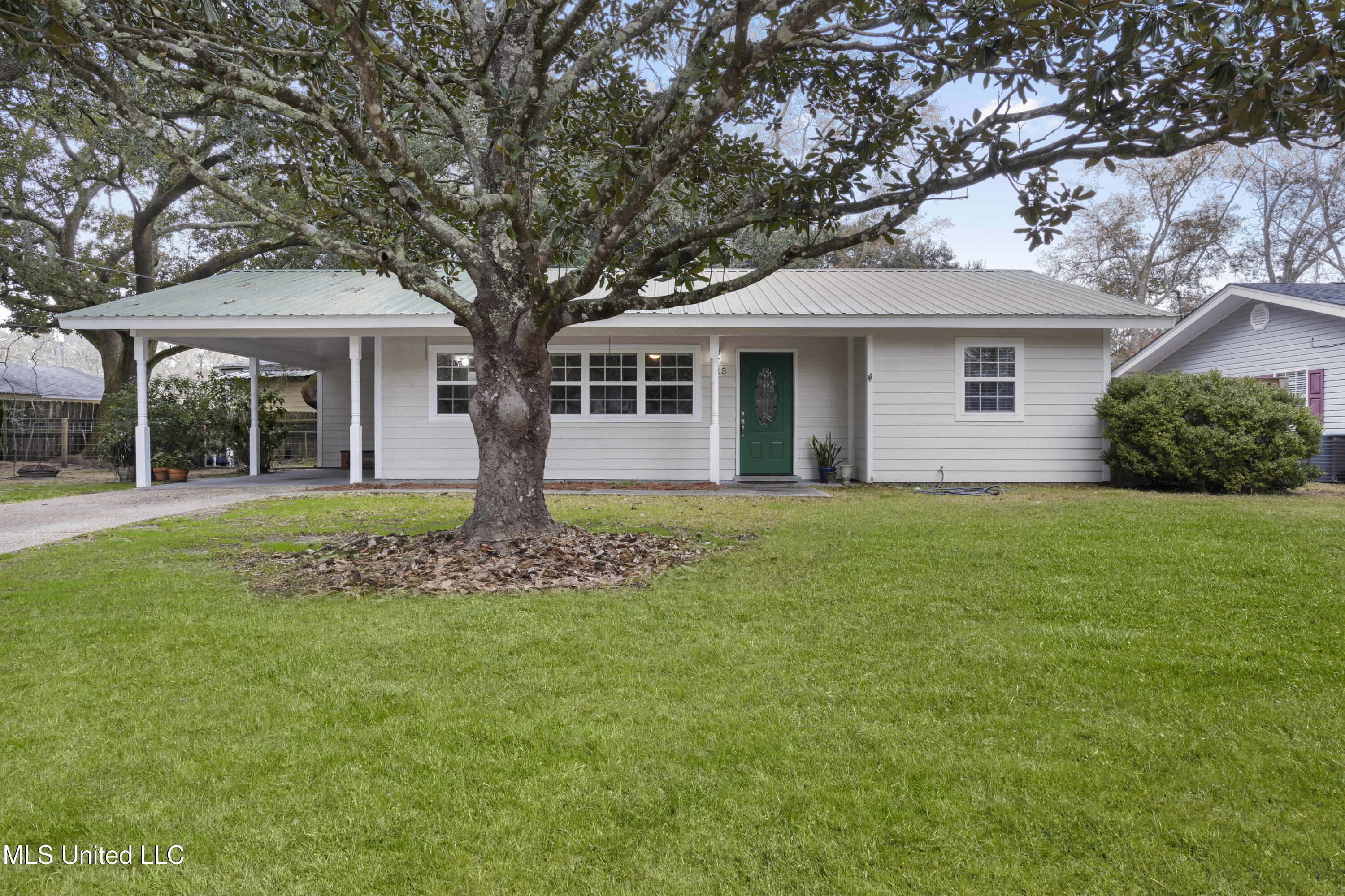 115 Hickory Drive