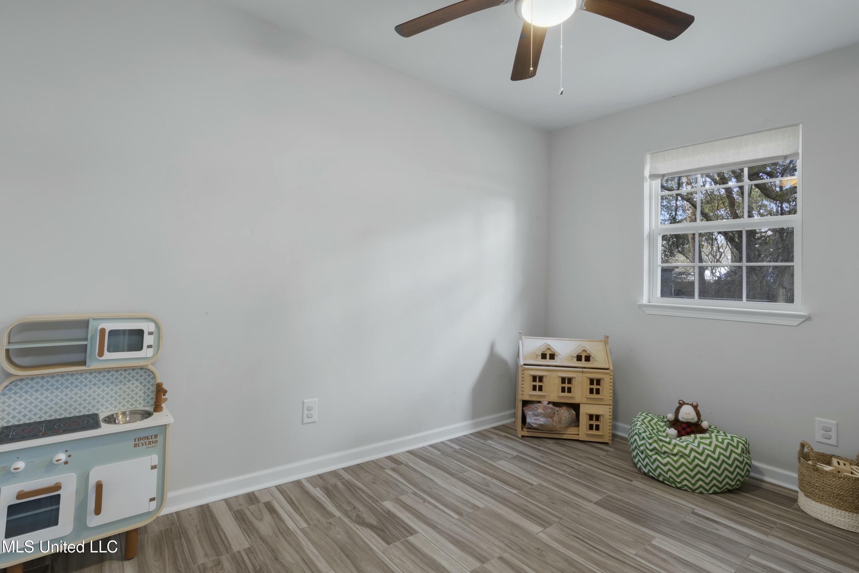 115 Hickory Drive