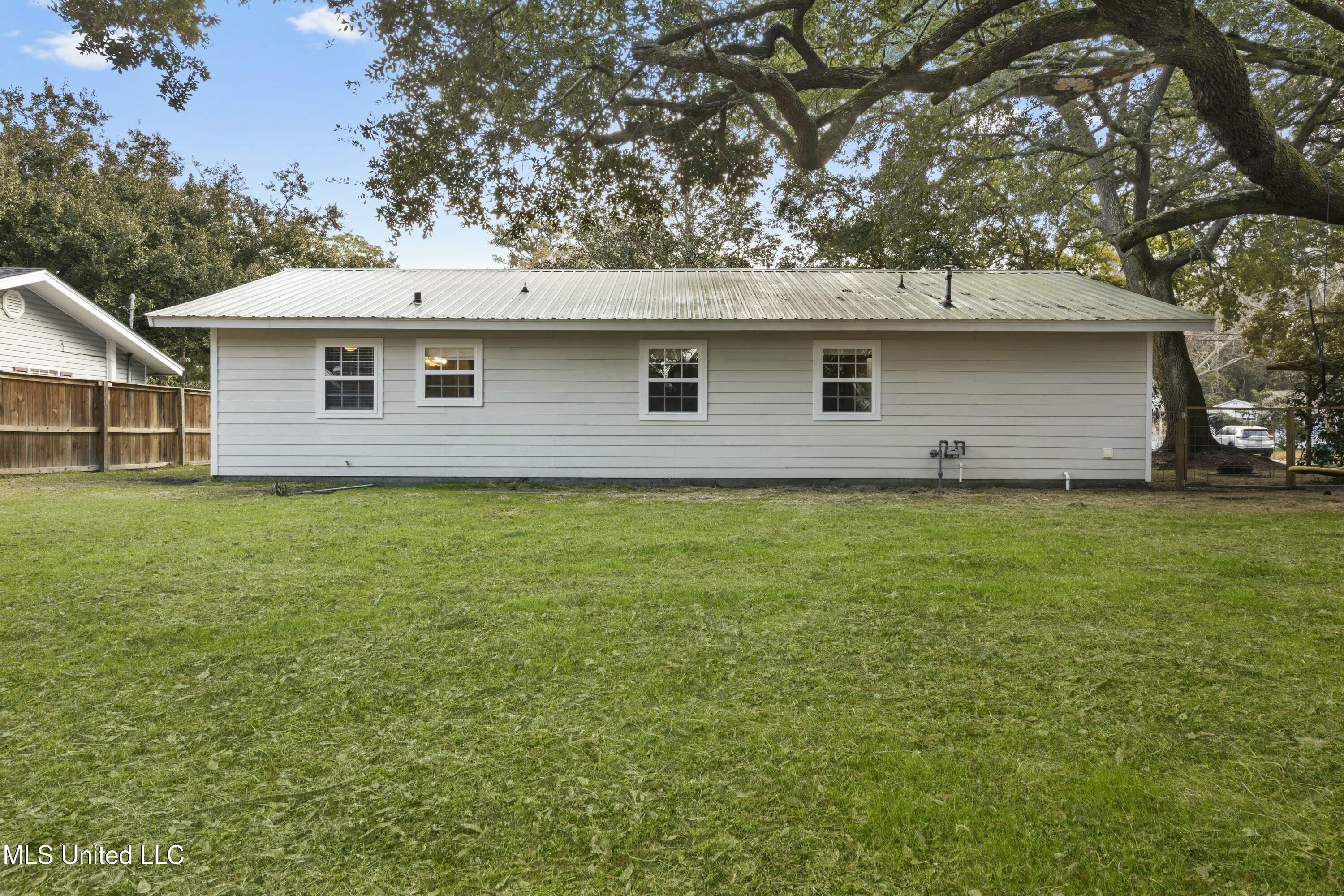 115 Hickory Drive