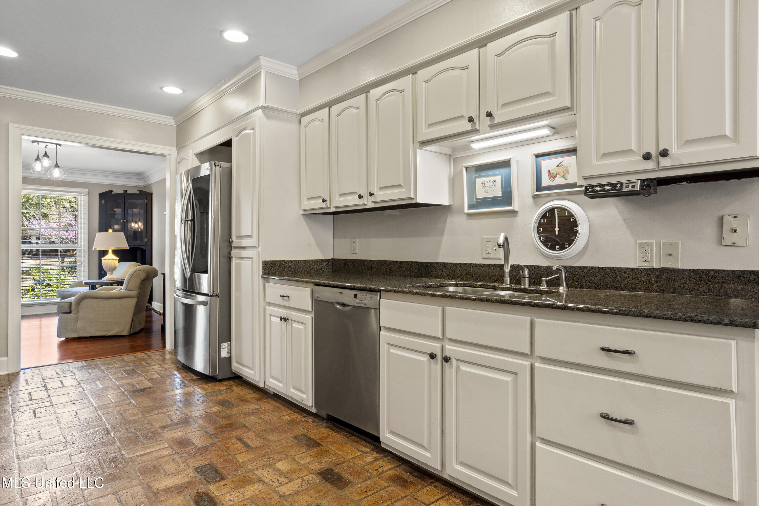 1017 Eastwood Street