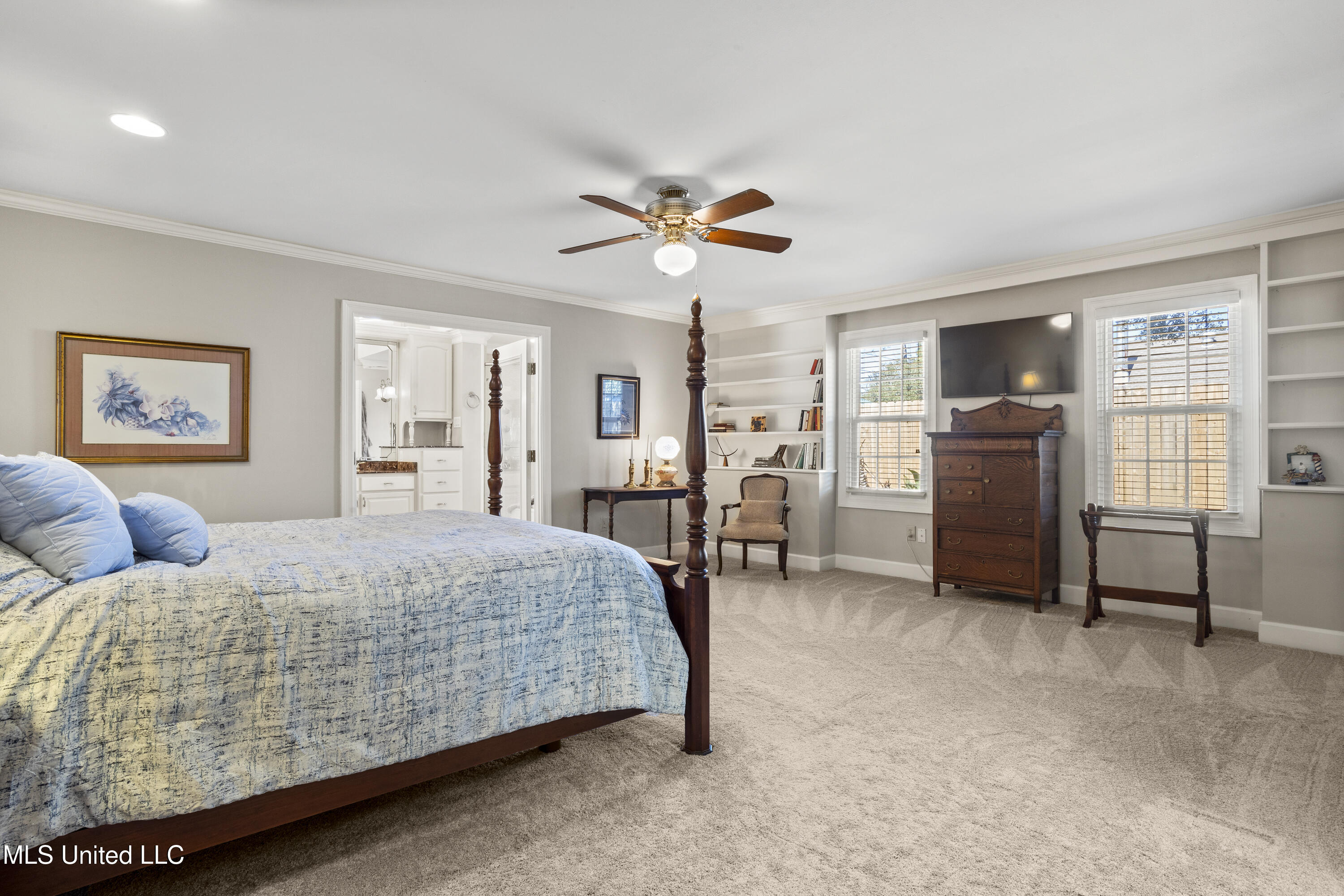 1017 Eastwood Street