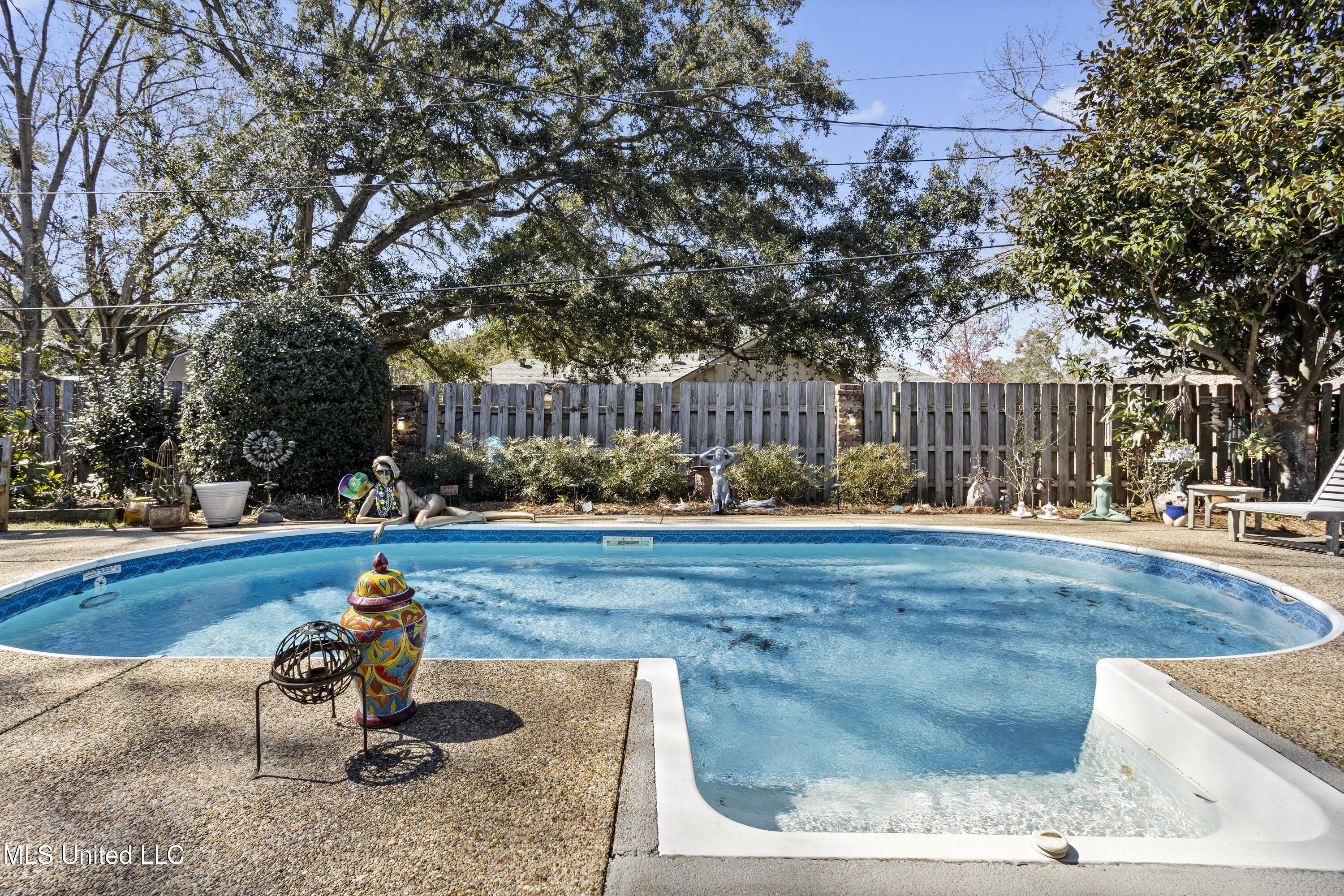 1017 Eastwood Street