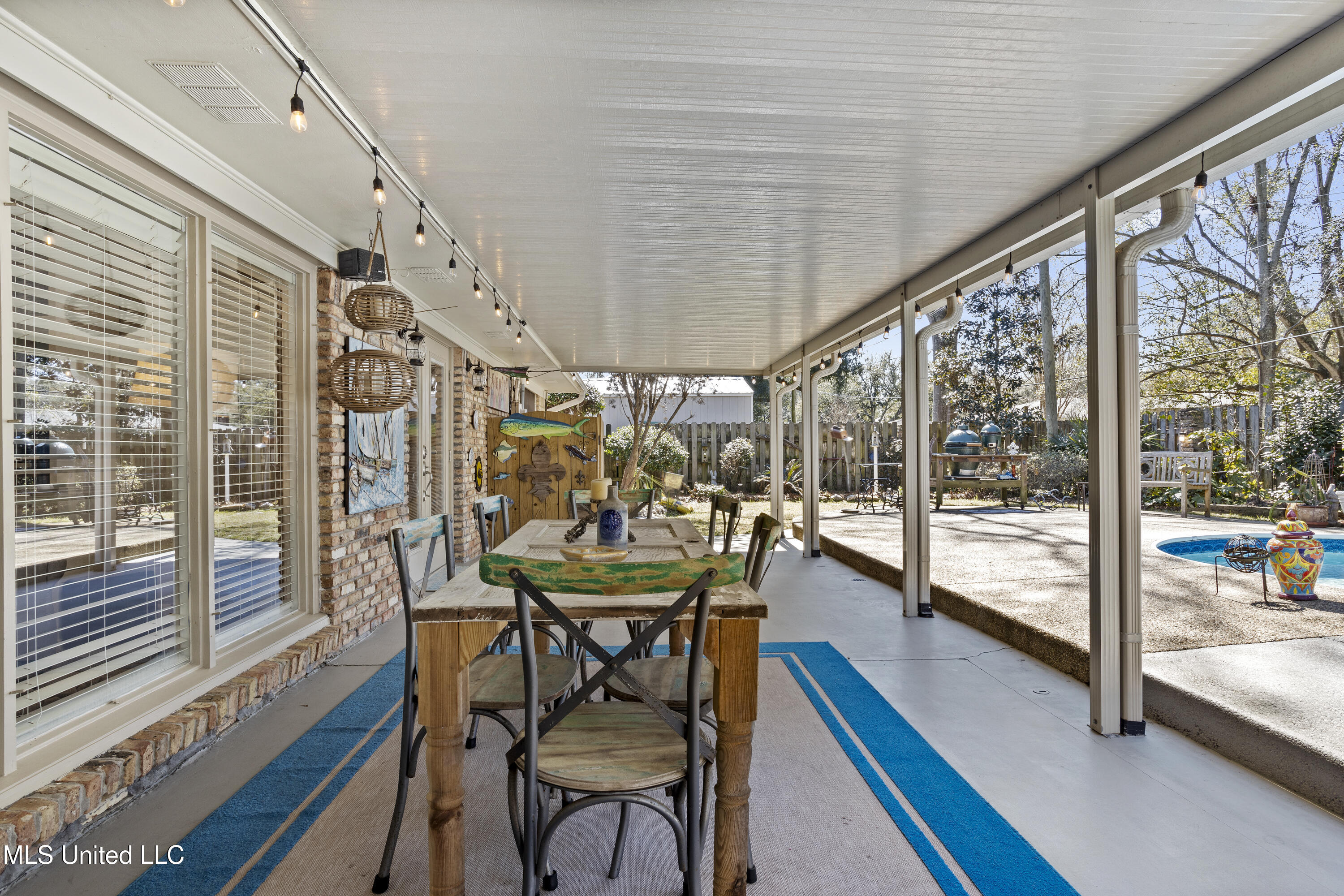 1017 Eastwood Street