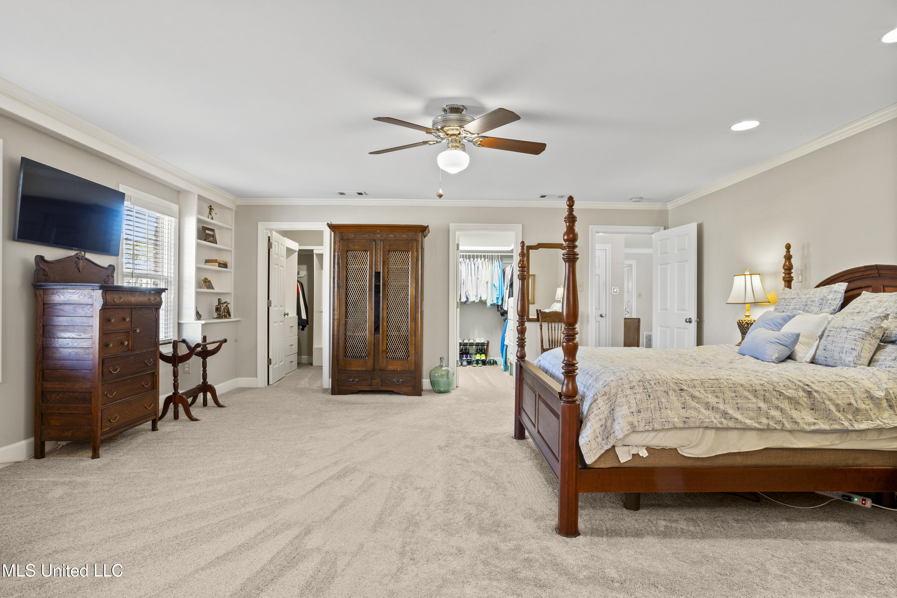 1017 Eastwood Street