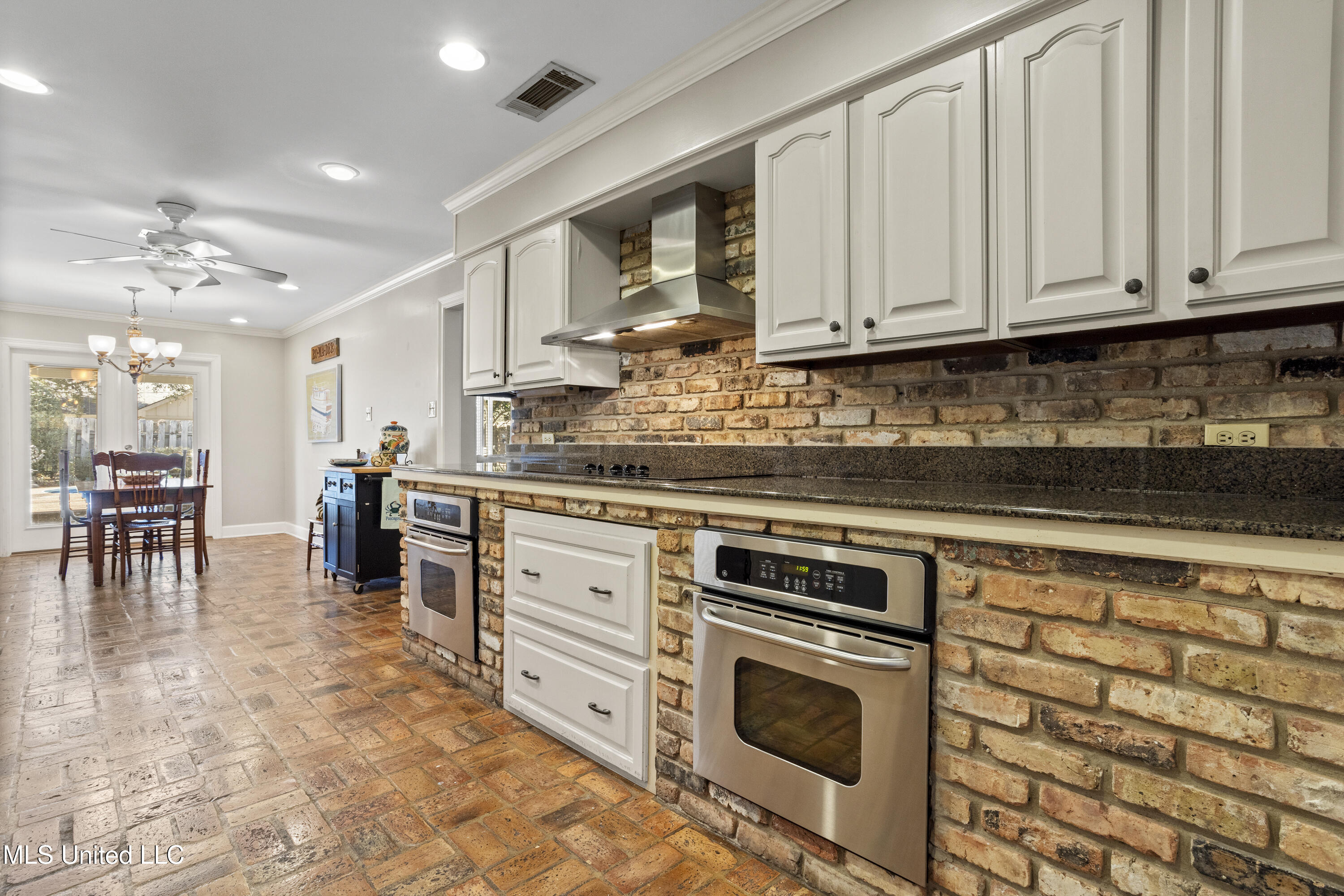 1017 Eastwood Street