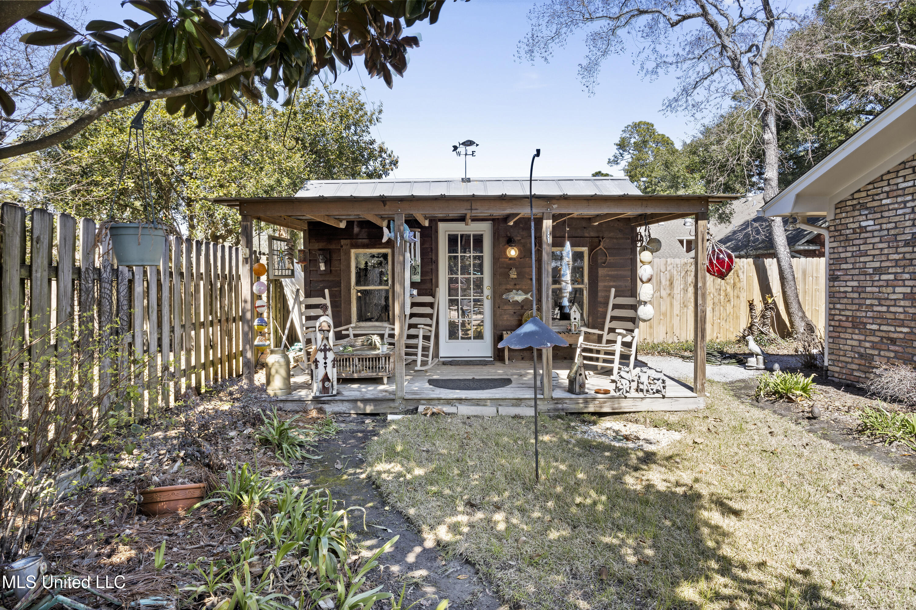 1017 Eastwood Street