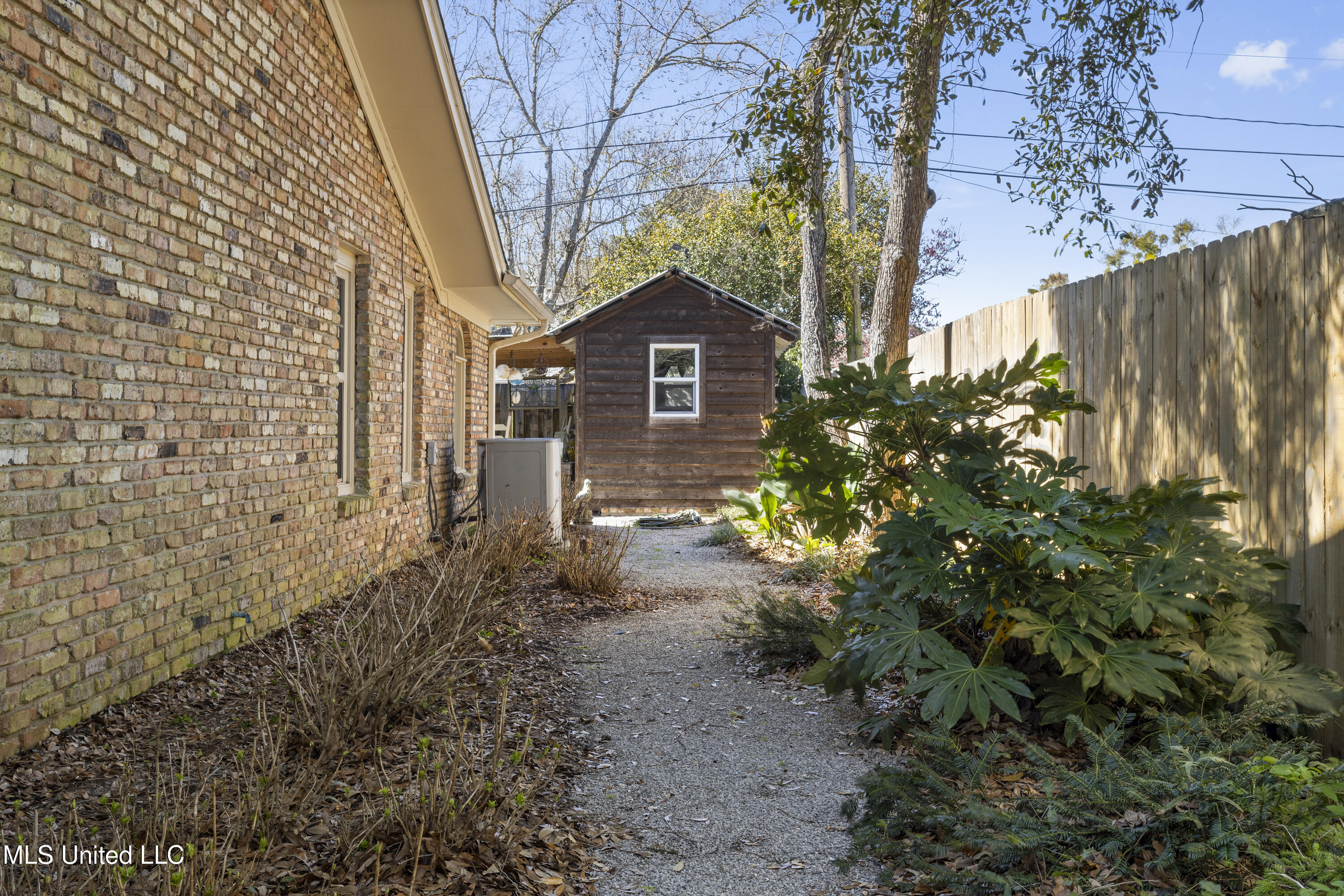 1017 Eastwood Street