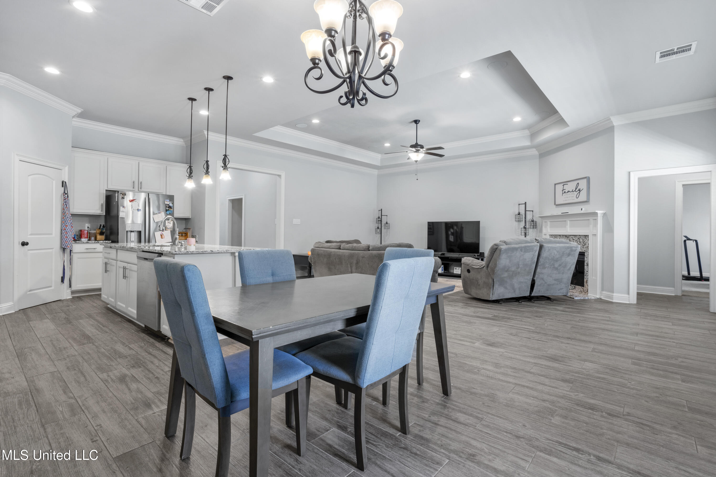 11829 Smokey Court