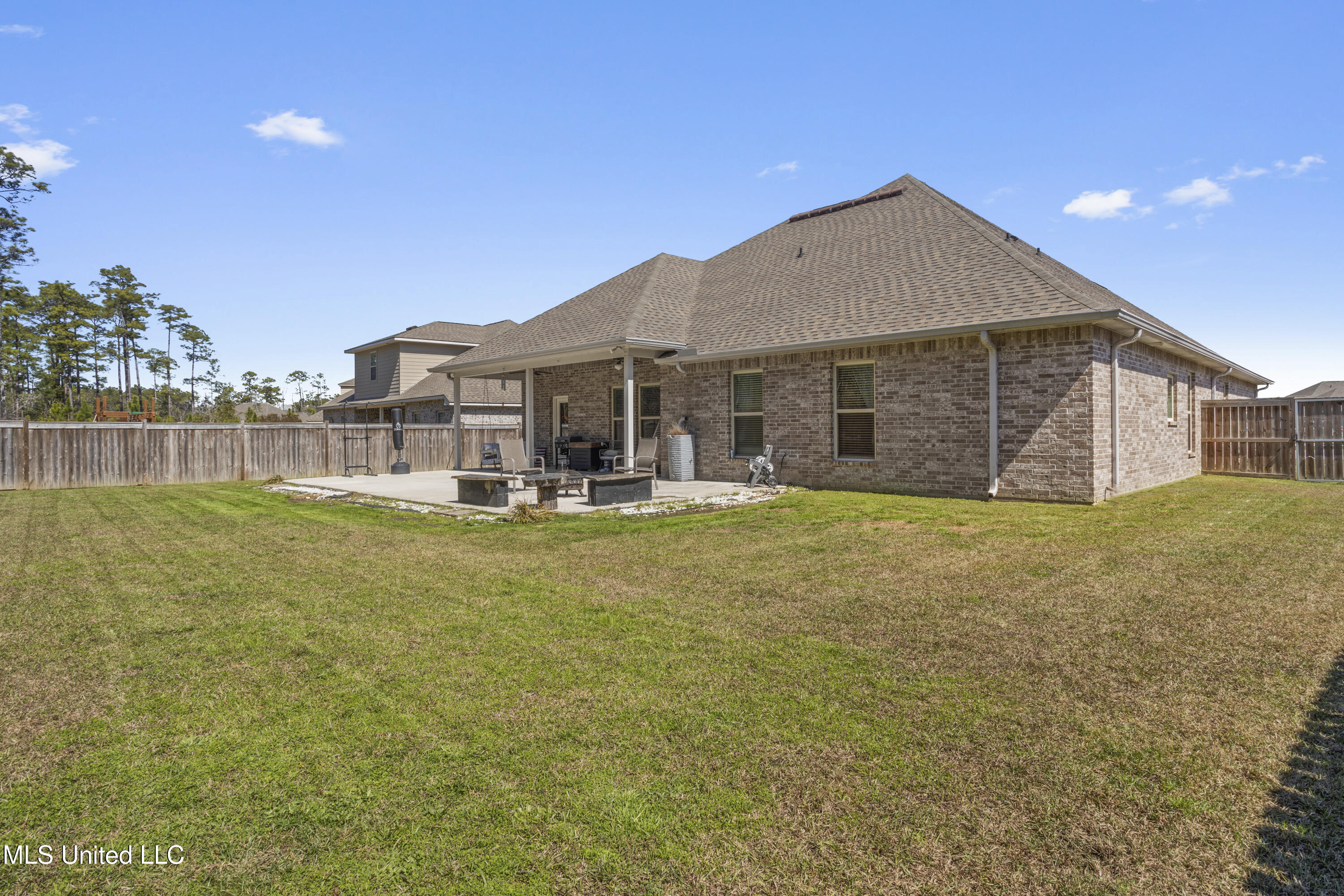 11829 Smokey Court