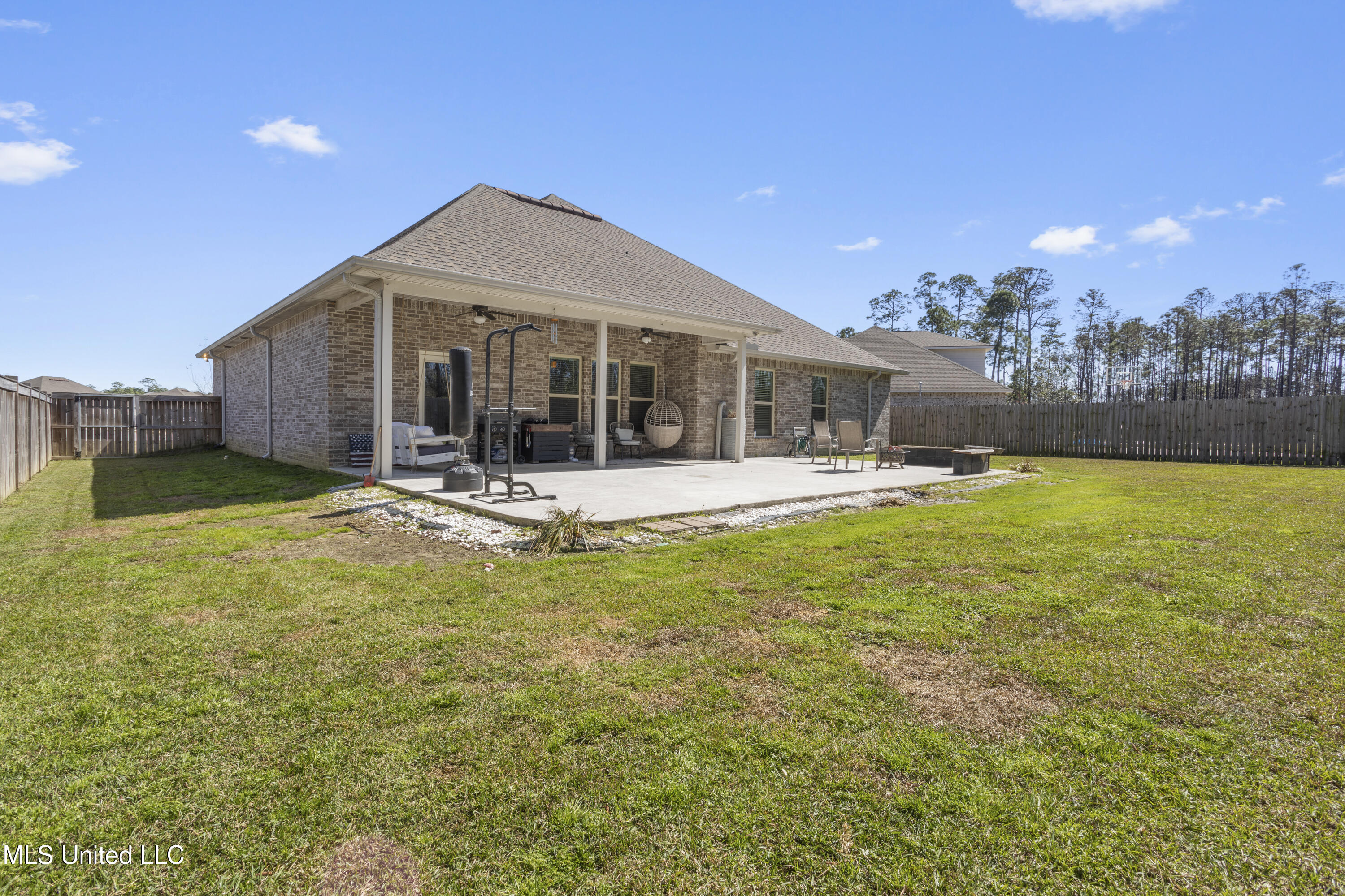 11829 Smokey Court