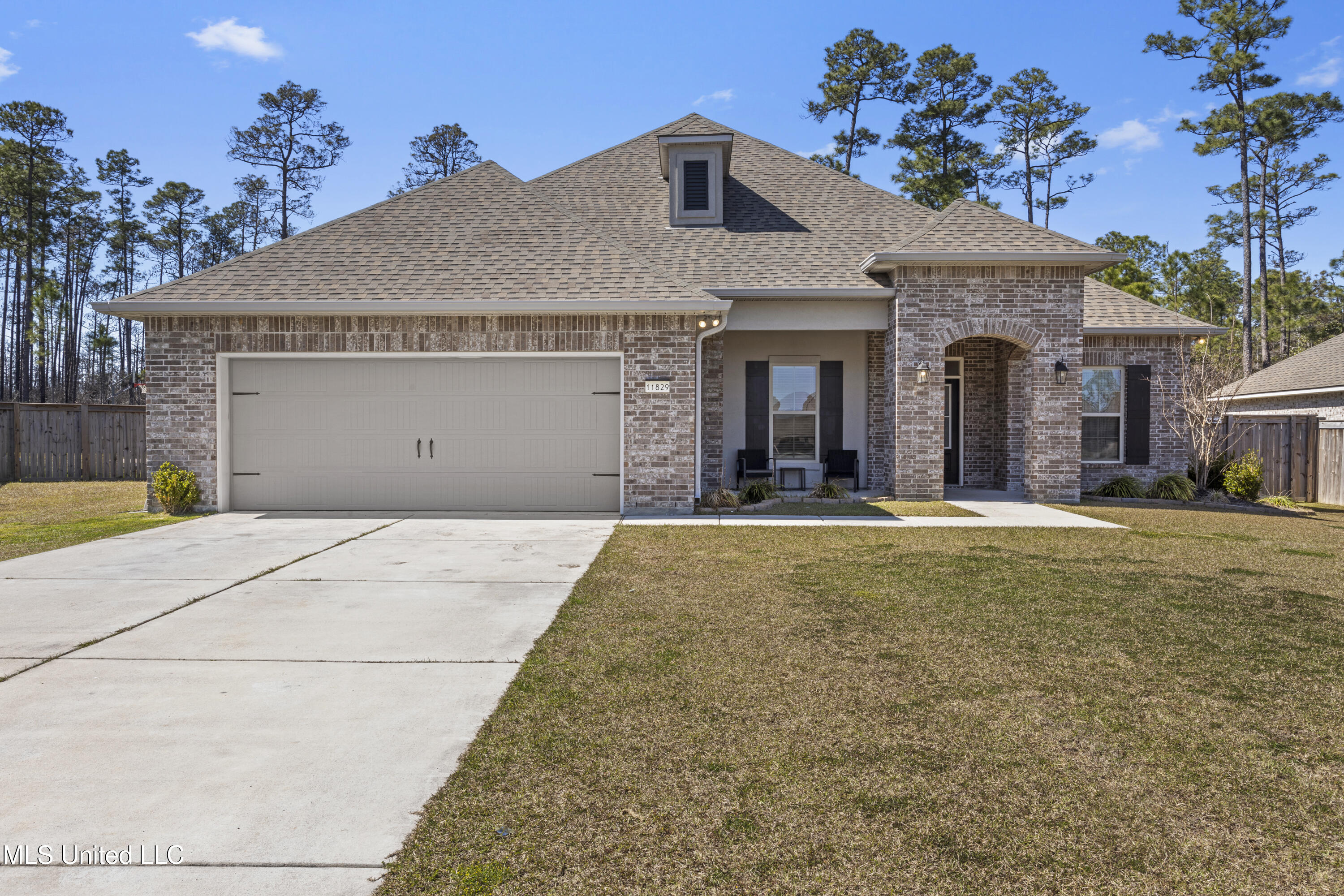 11829 Smokey Court
