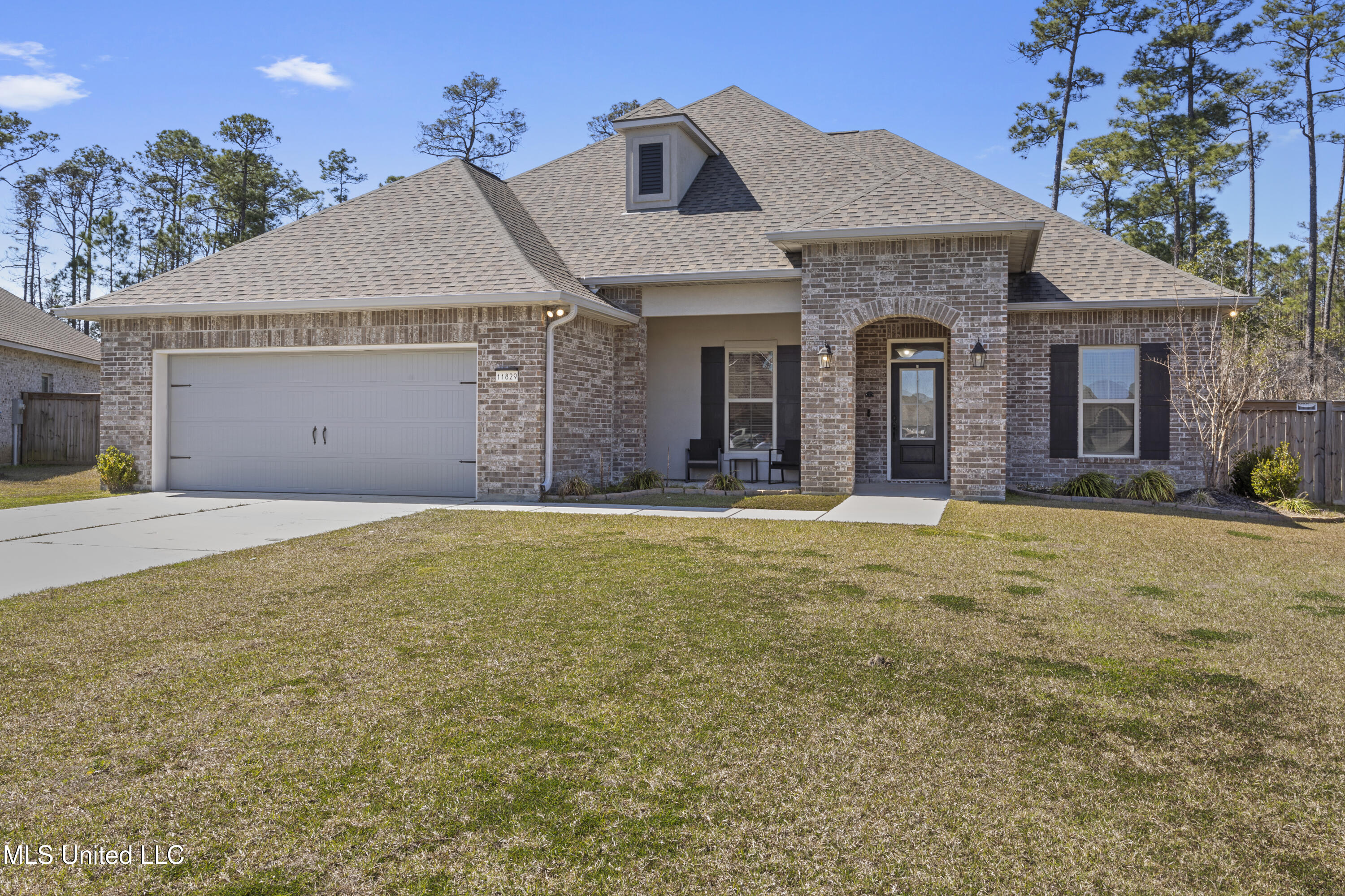 11829 Smokey Court