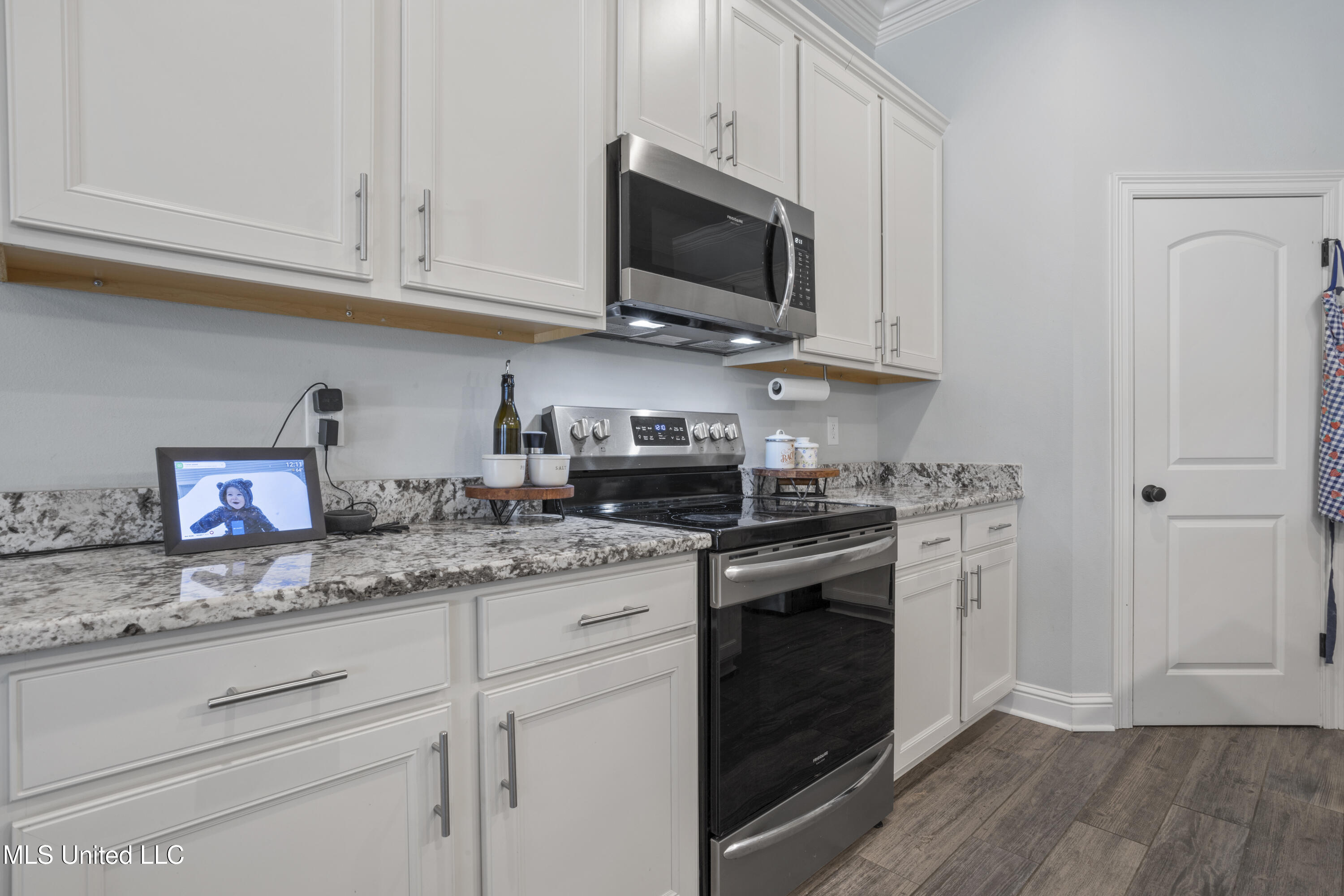 11829 Smokey Court