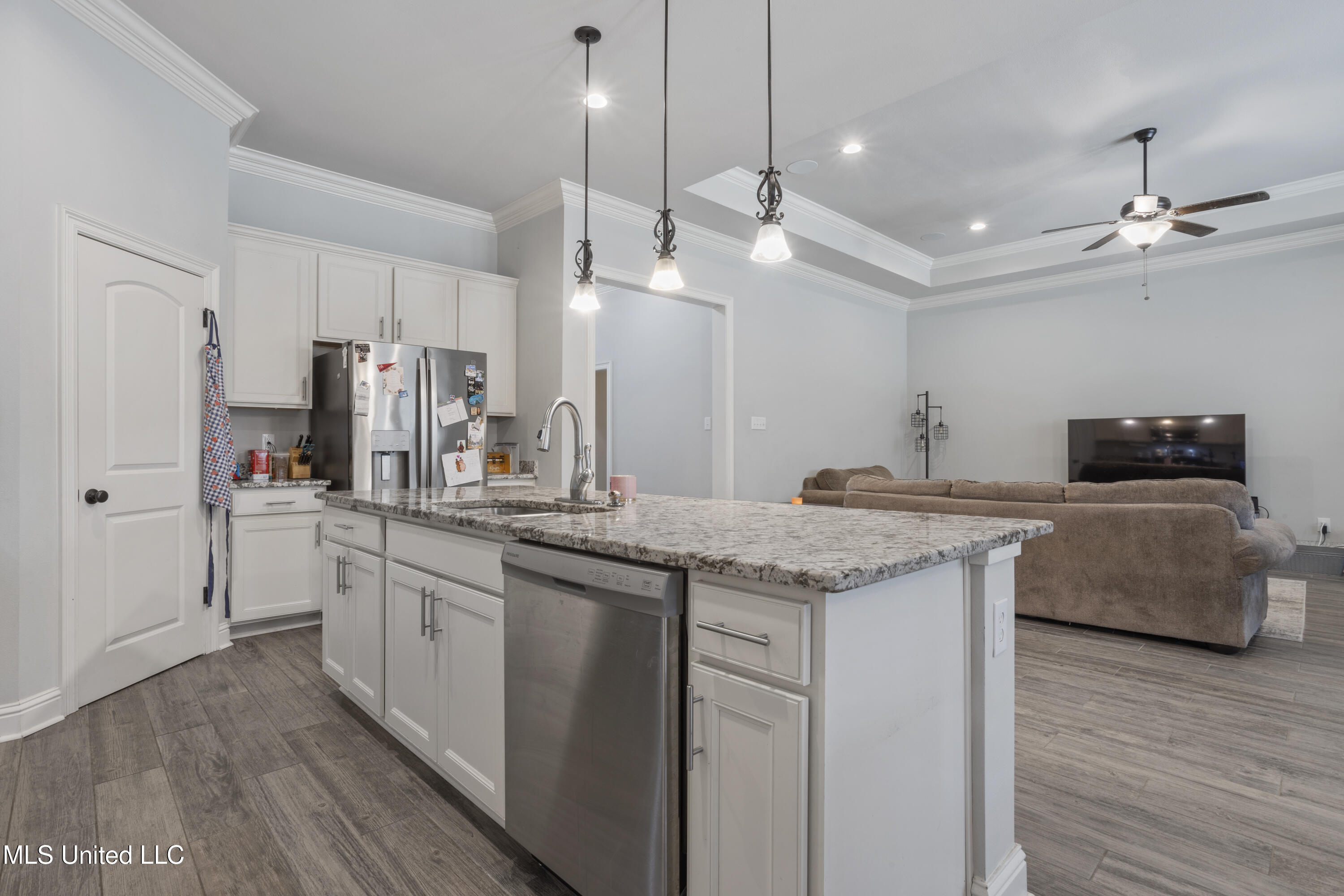 11829 Smokey Court