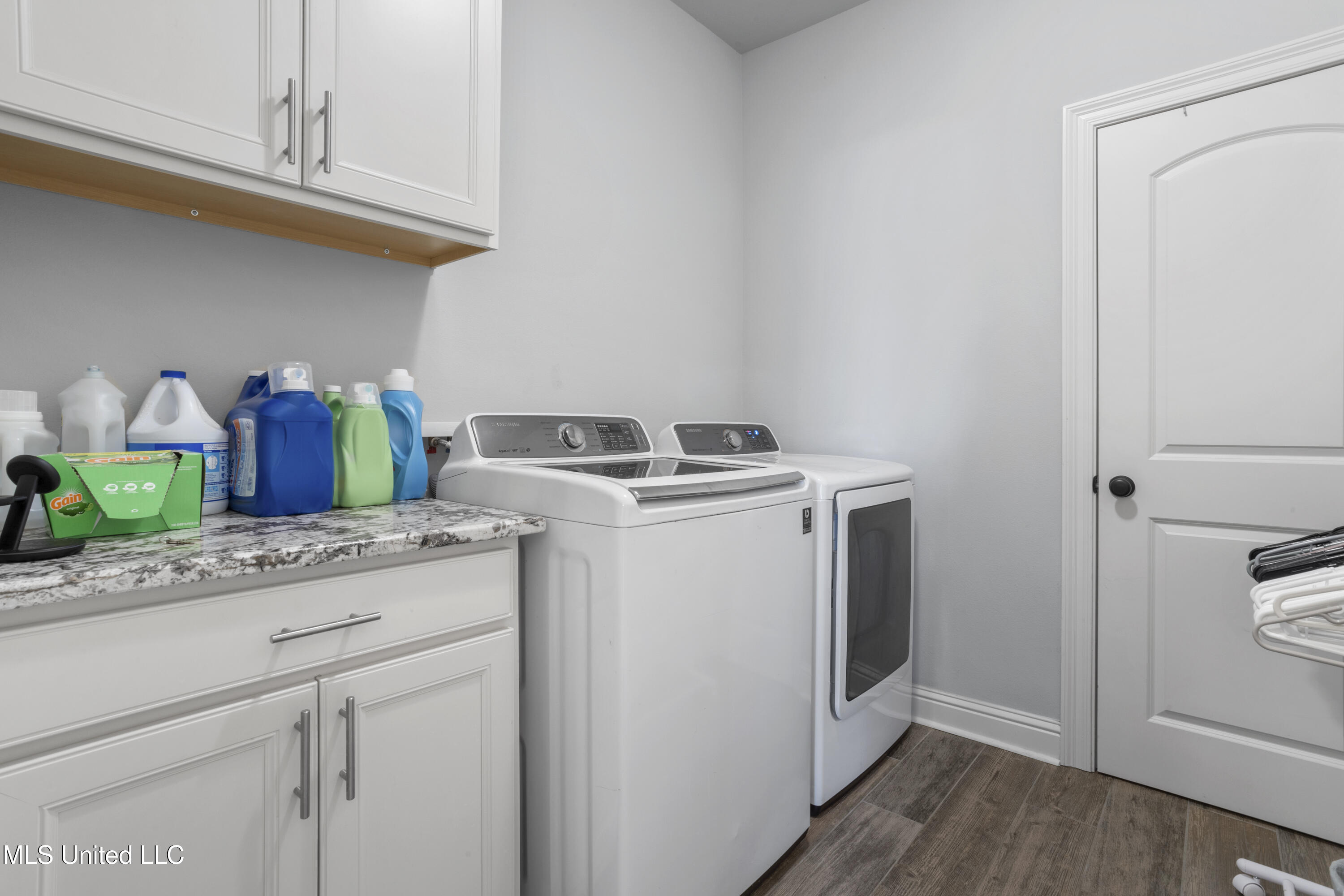 11829 Smokey Court