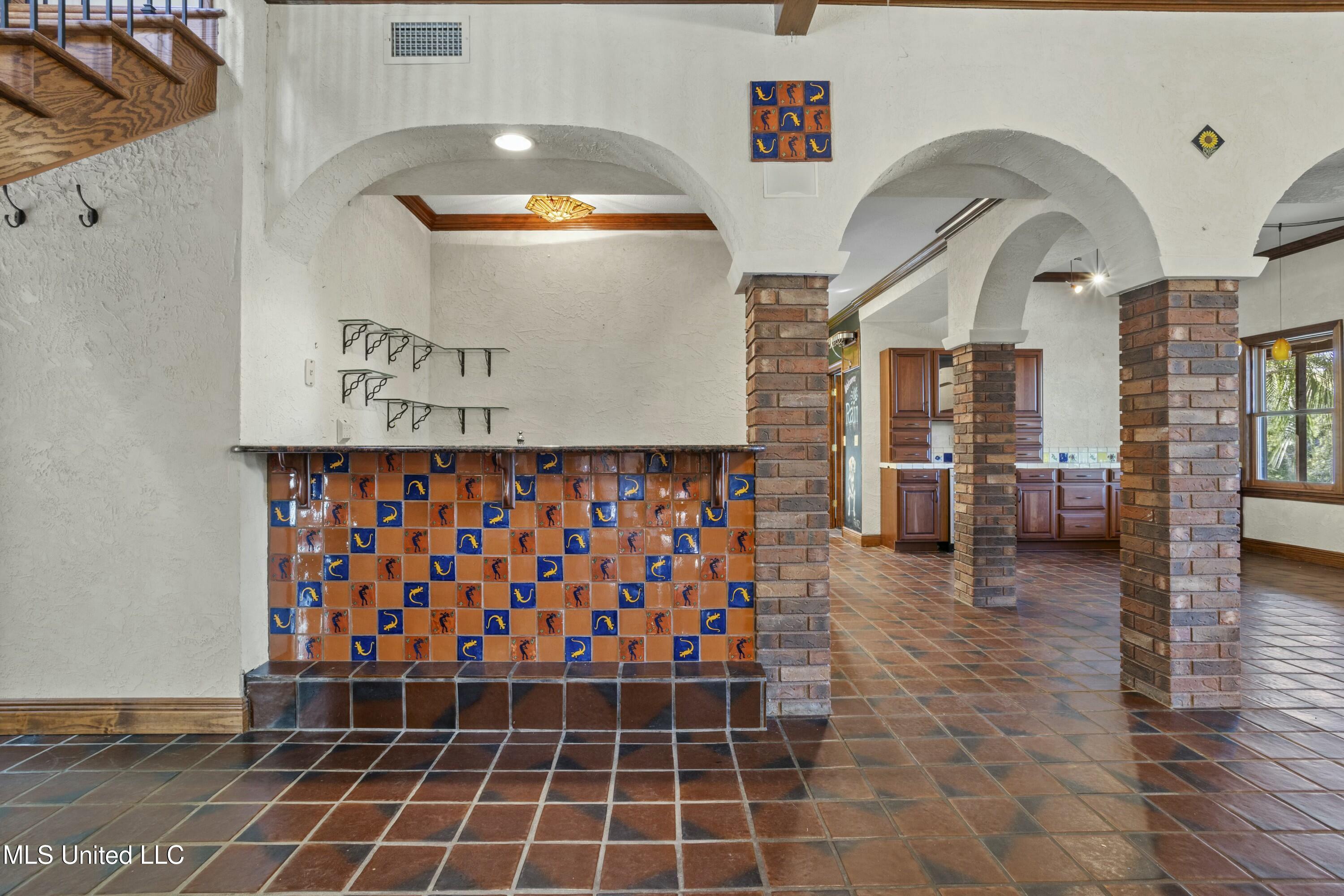 1105 Le Voyageur Drive