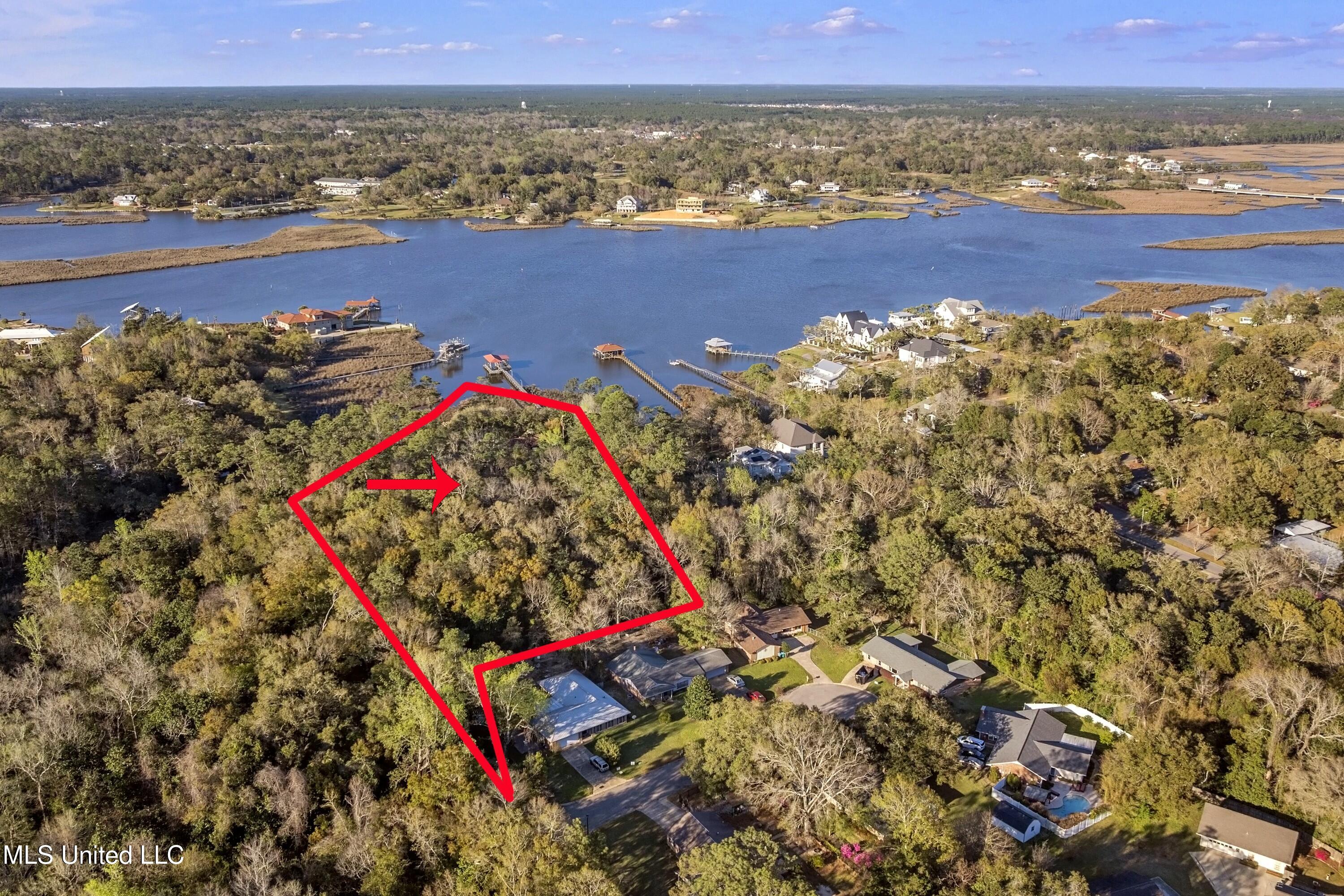 1105 Le Voyageur Drive