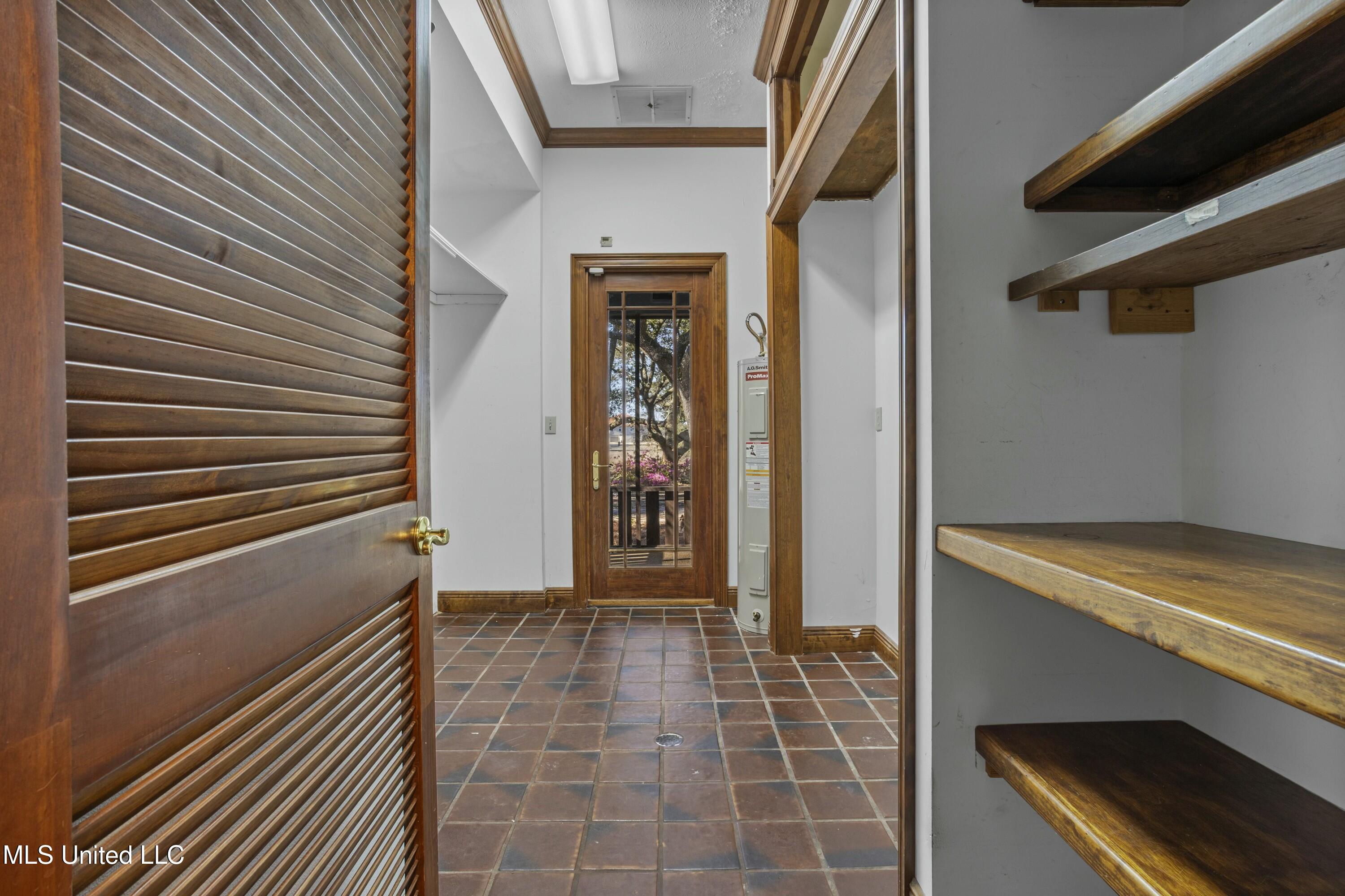 1105 Le Voyageur Drive