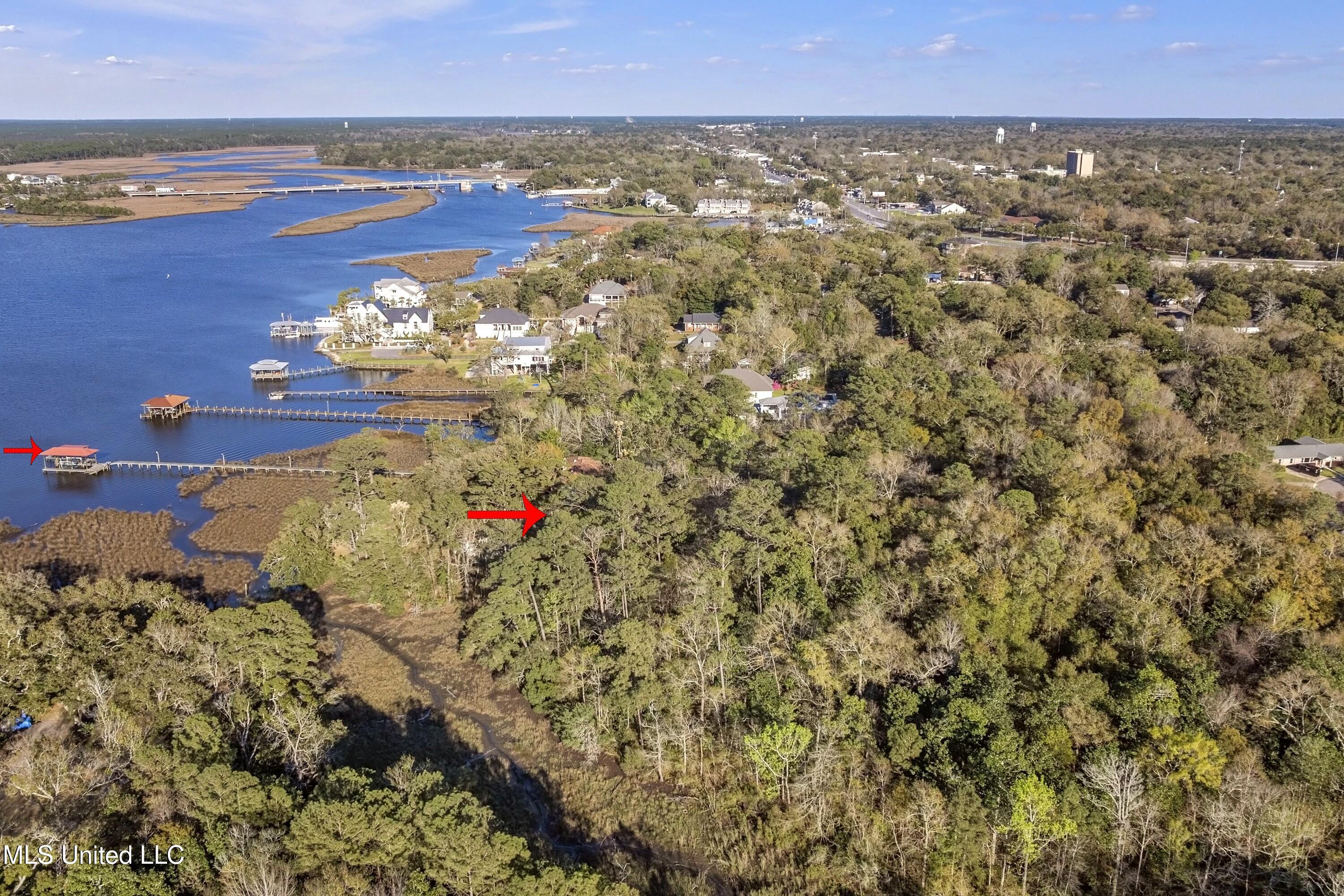 1105 Le Voyageur Drive